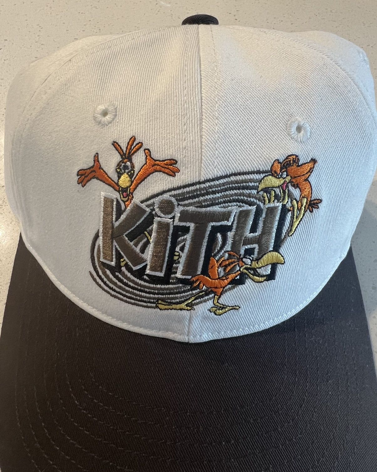 Kith Kith x Cocoa Puffs Logo Dad Hat Adjustable White Brown Size ONE SIZE - 2 Thumbnail