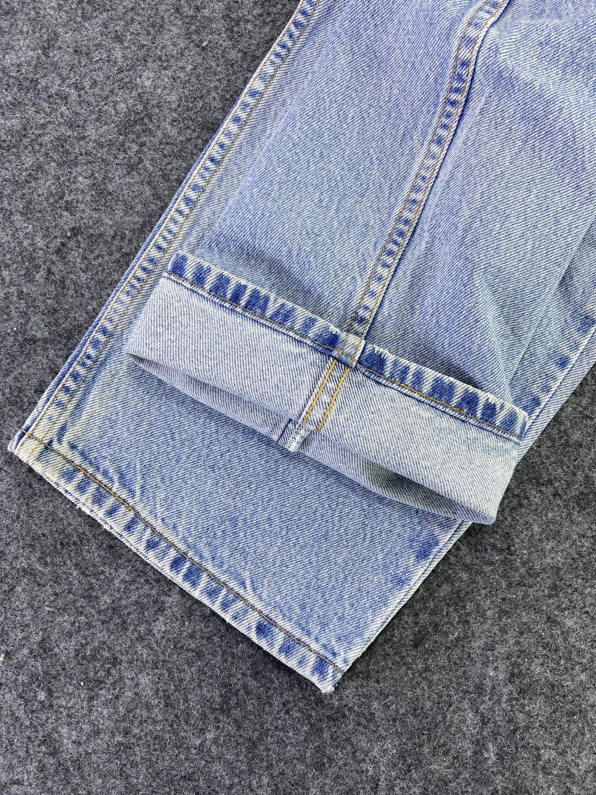 Levi's Vintage Levi's 901 Jeans Blue Wash 36x32 - J764 Size US 36 / EU 52 - 7 Thumbnail