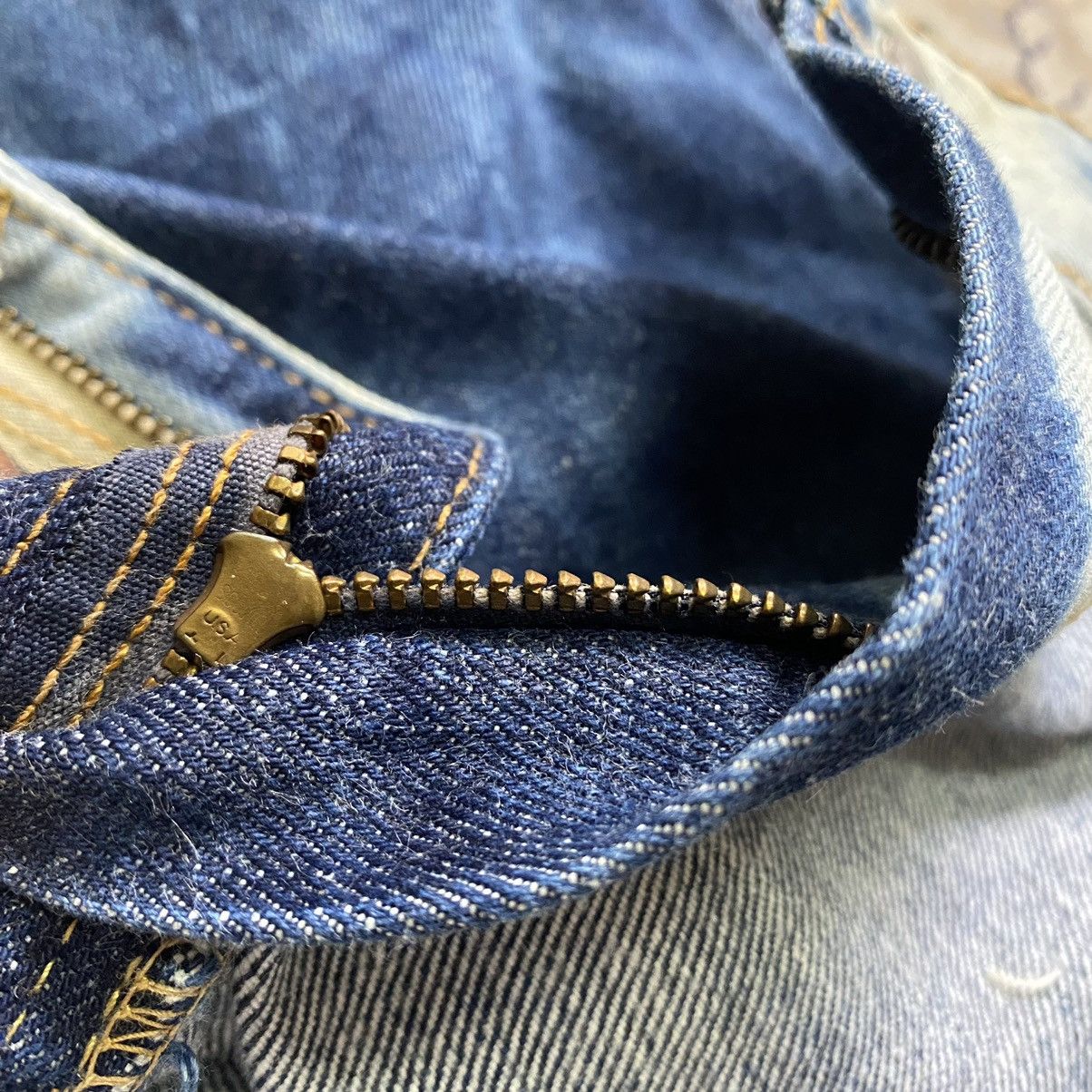 Levi's Vintage 60s Levis 605 Big E Bleach Jeans scovill Zipper Size US 32 / EU 48 - 19 Thumbnail
