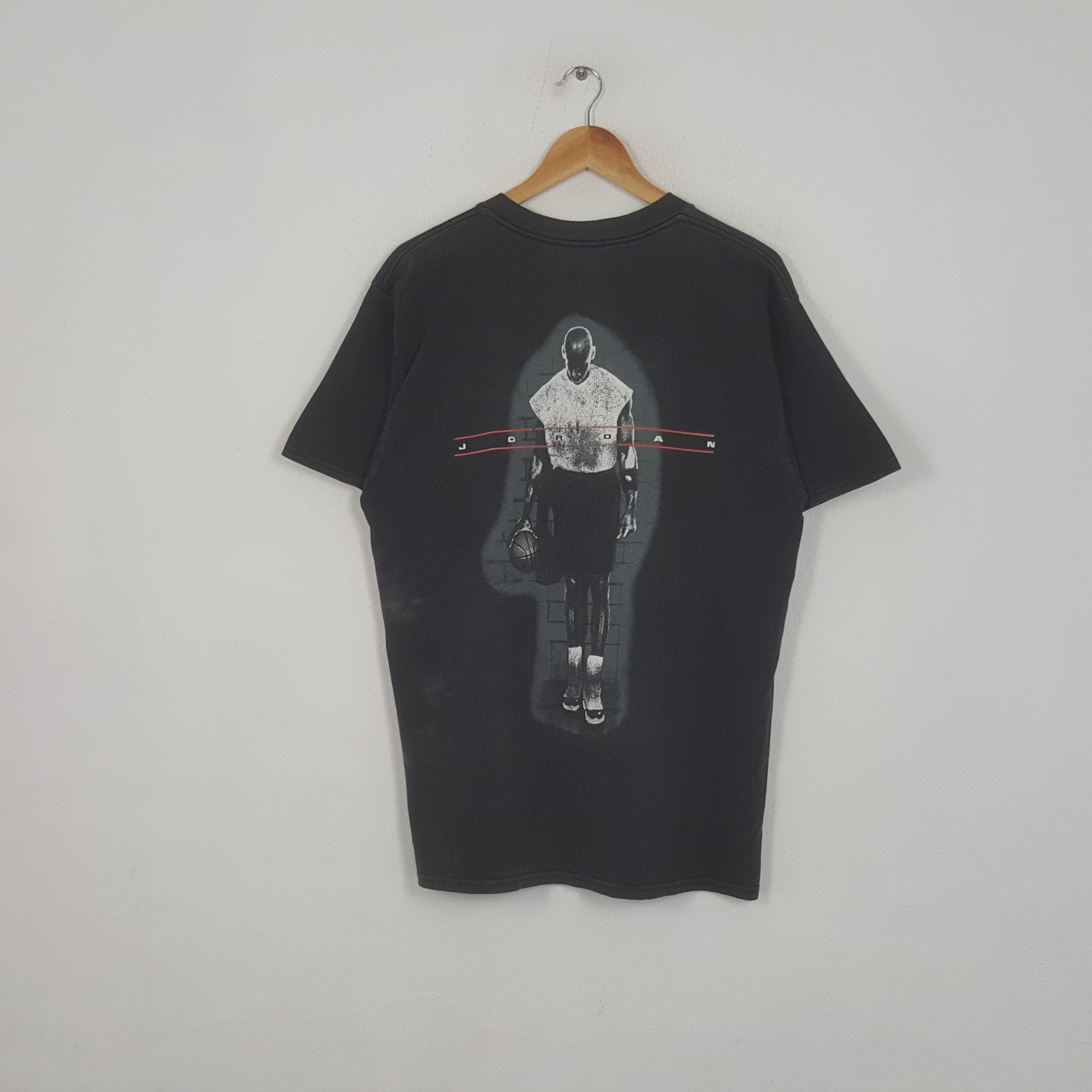 Nike × Vintage Vintage 90's Nike Air Jordan American Sportwear Tshirt Size US L / EU 52-54 / 3 - 1 Thumbnail