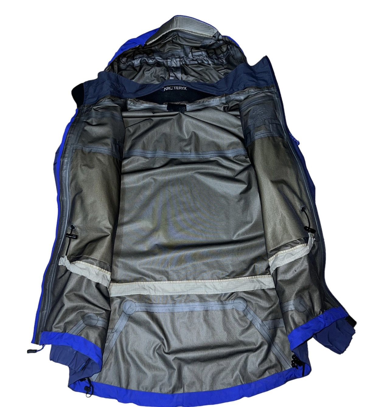 Vintage 2001 Arc'teryx Too Blue XCR Jacket