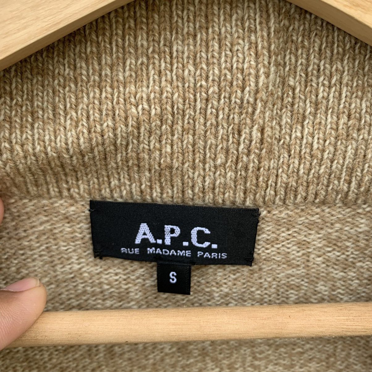 A.P.C. A.P.C. wool Cardigan Jacket Size US S / EU 44-46 / 1 - 4 Thumbnail