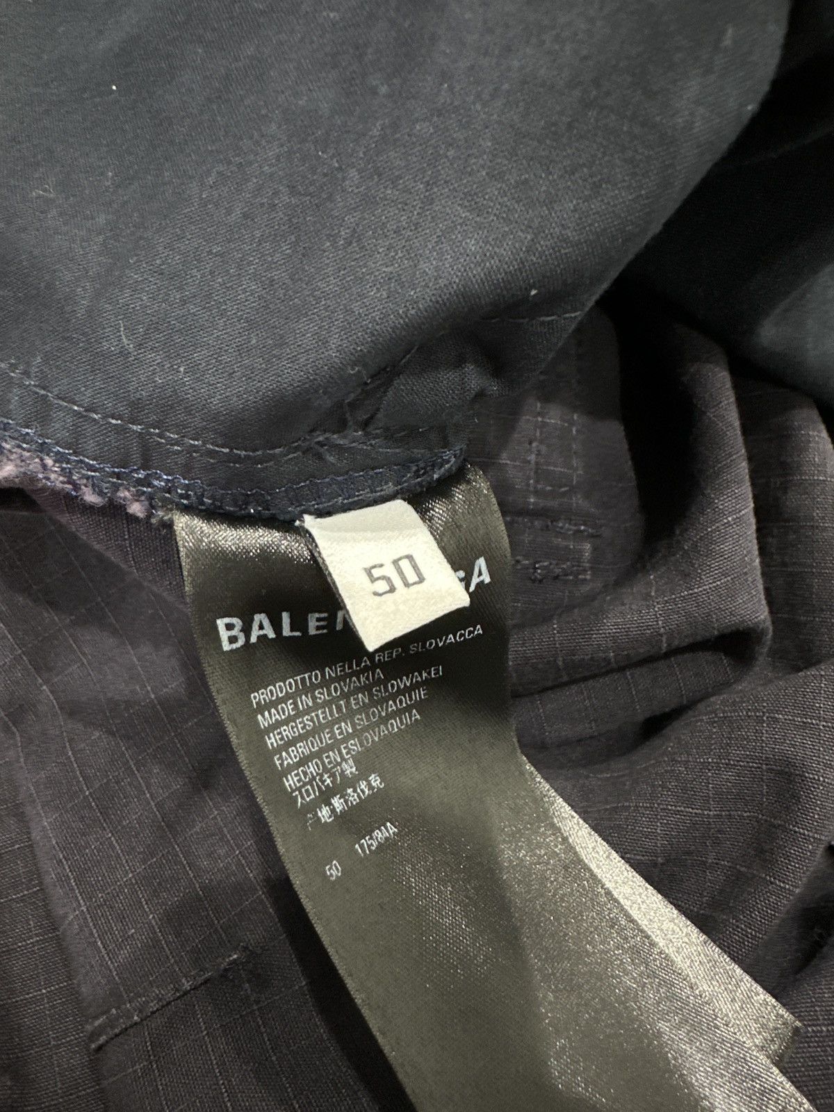 Balenciaga BALENCIAGA Wide-Leg Convertible Multipocket Cargo Pants Navy Size US 32 / EU 48 - 4 Thumbnail
