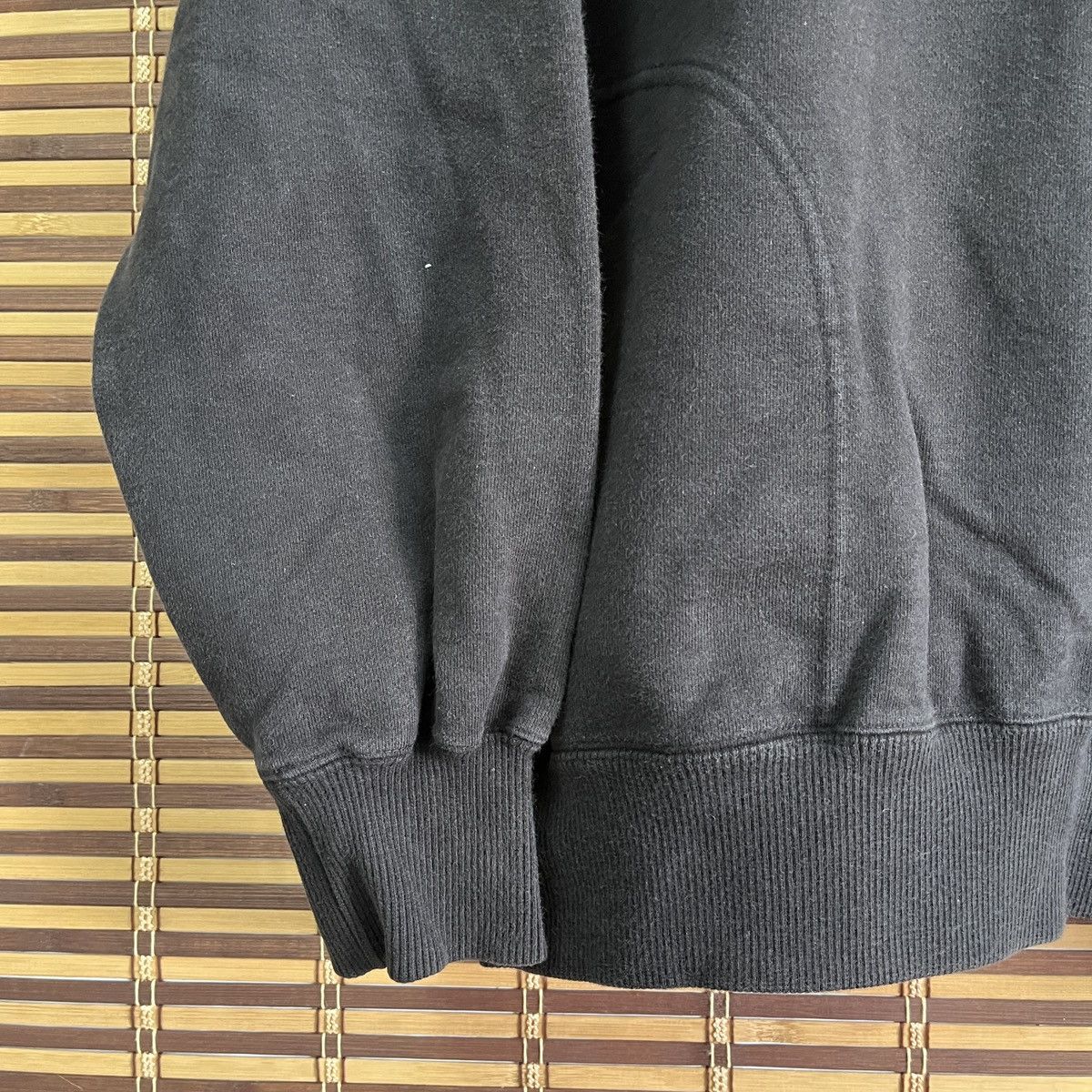Designer × Jean-Michel Basquiat × Uniqlo Jean Michel Basquiat X Uniqlo Japan Hoodie Spellout Aaron Size US M / EU 48-50 / 2 - 11 Thumbnail