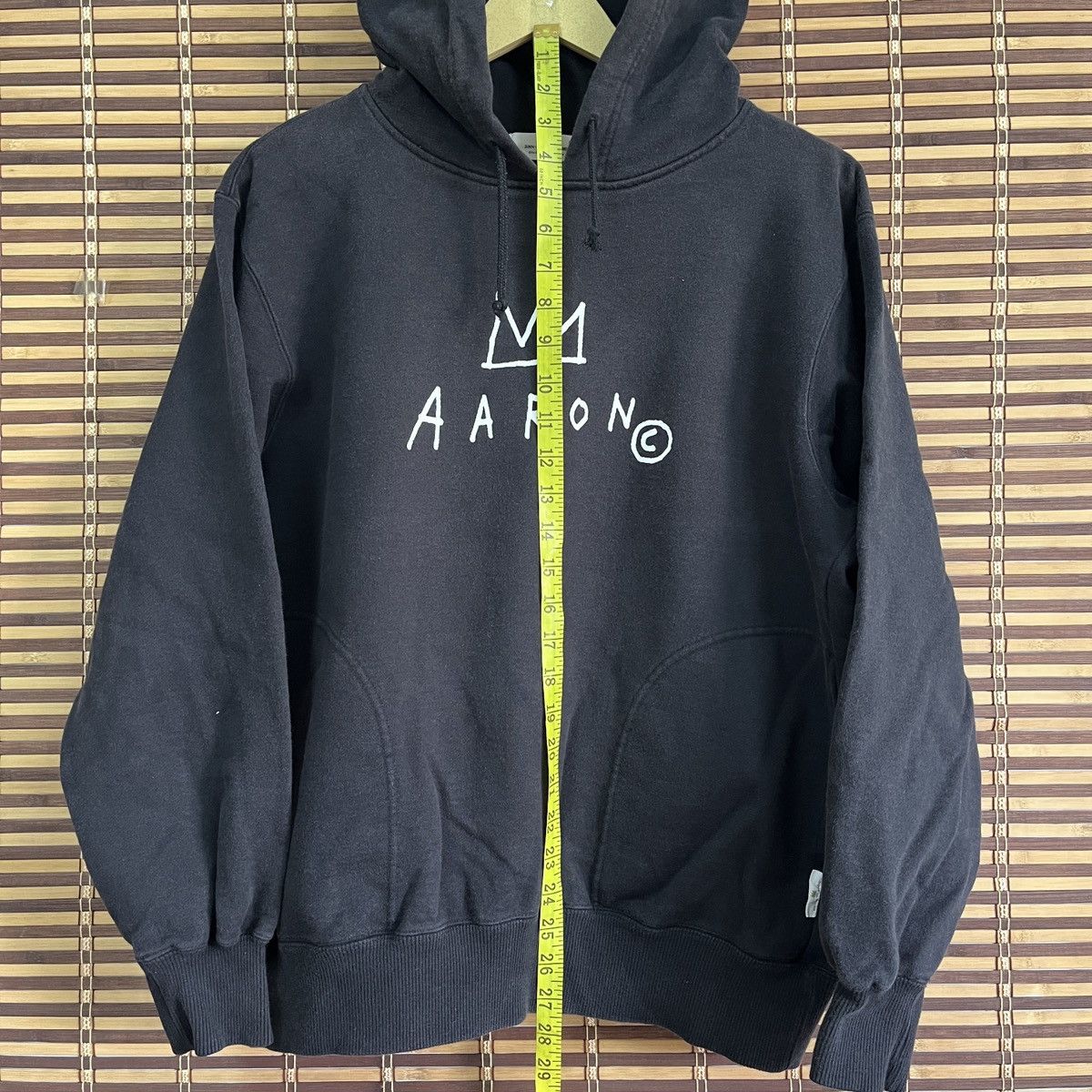 Designer × Jean-Michel Basquiat × Uniqlo Jean Michel Basquiat X Uniqlo Japan Hoodie Spellout Aaron Size US M / EU 48-50 / 2 - 2 Thumbnail