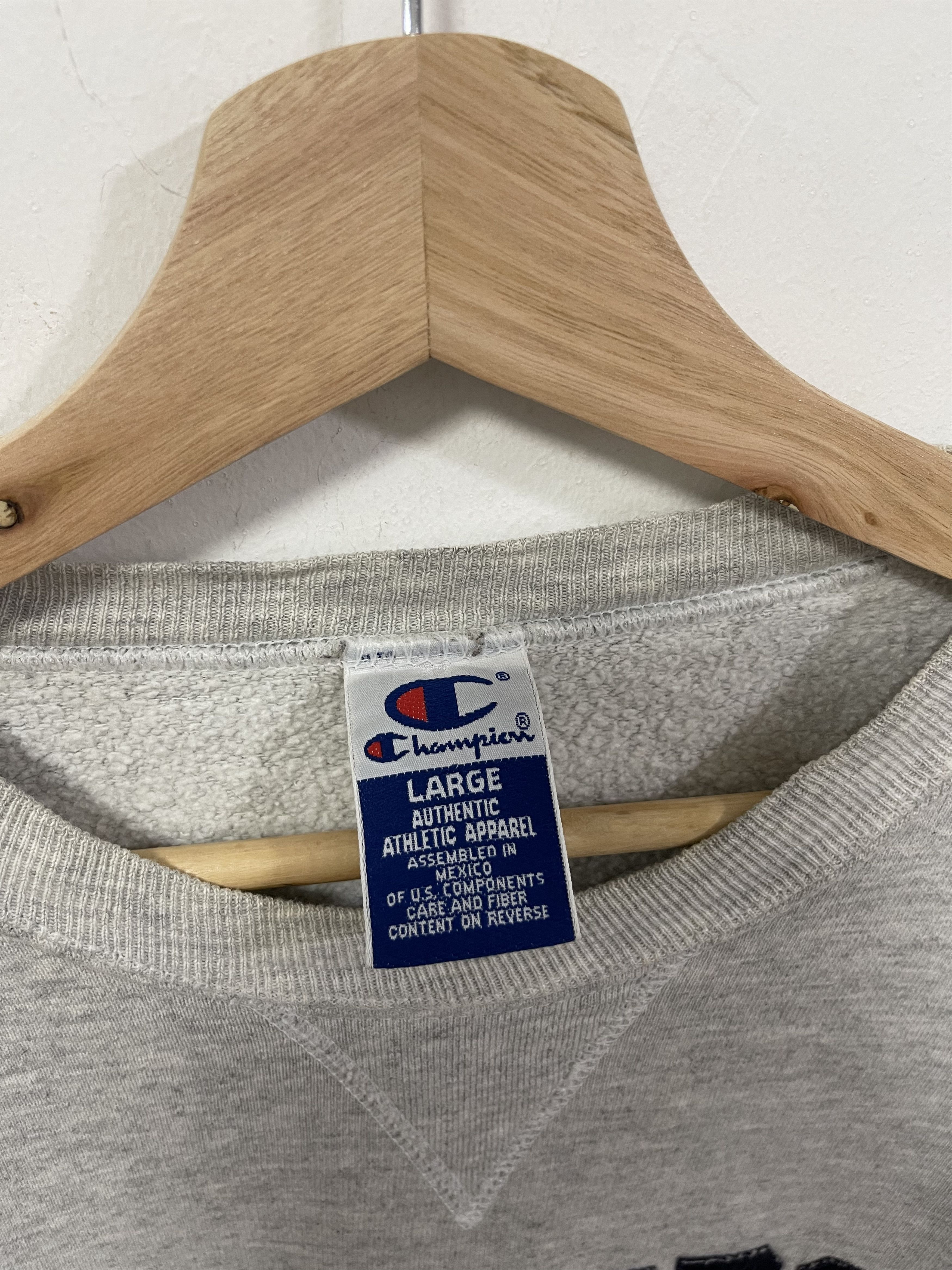 Champion Vintage Champion Lakeridge Spellout Sweatshirt Size US L / EU 52-54 / 3 - 10 Thumbnail