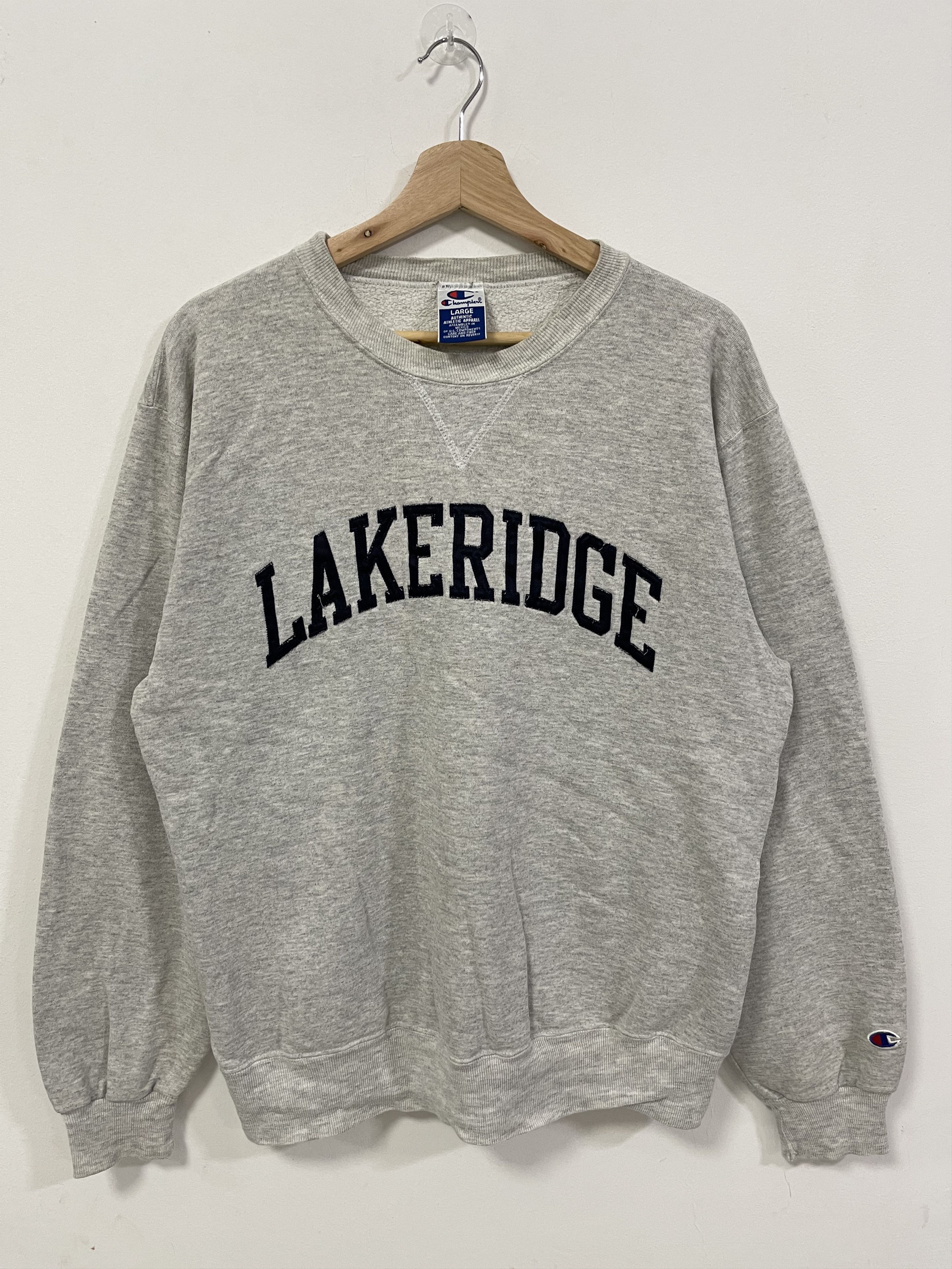 Champion Vintage Champion Lakeridge Spellout Sweatshirt Size US L / EU 52-54 / 3 - 1 Thumbnail