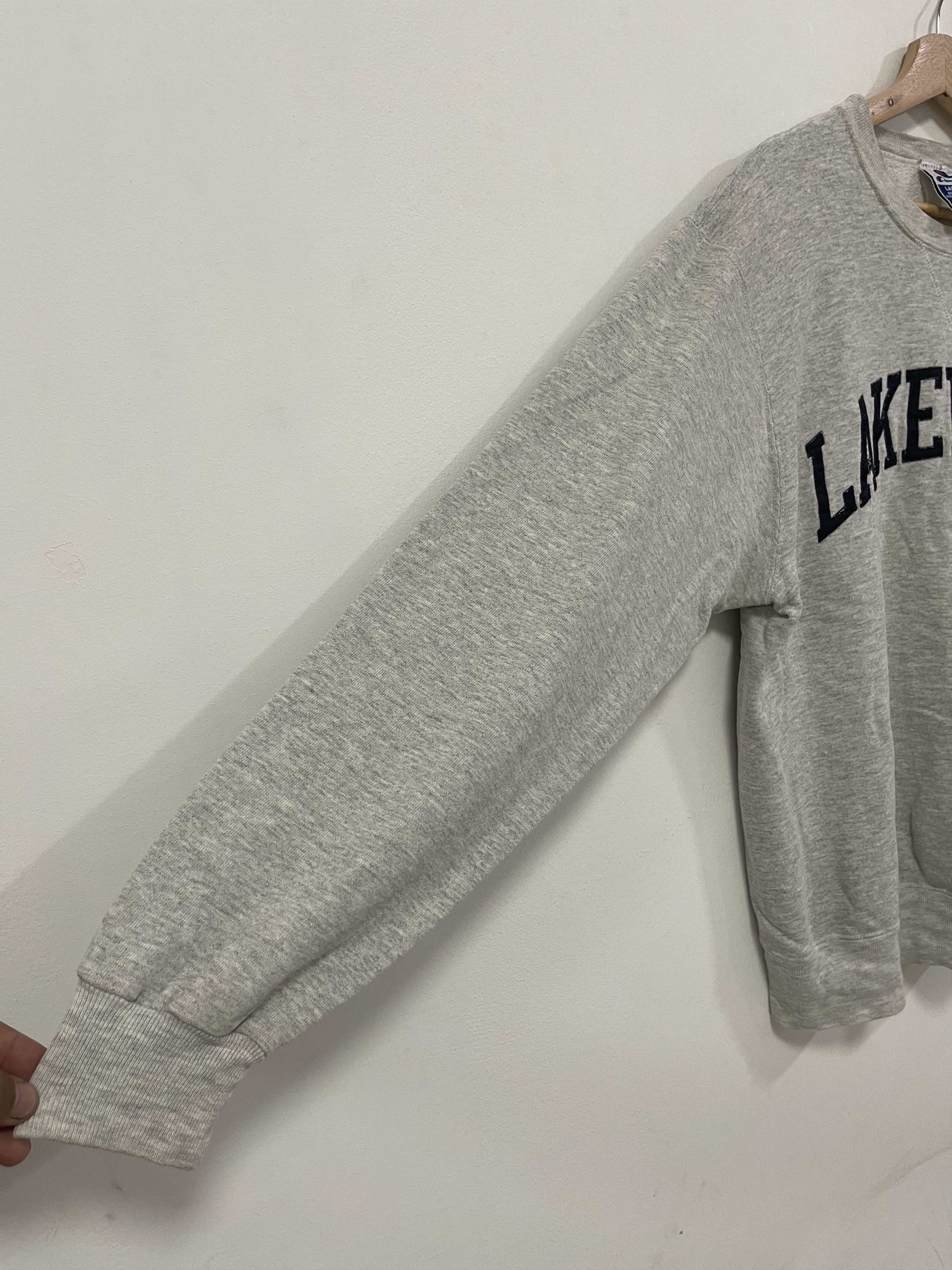 Champion Vintage Champion Lakeridge Spellout Sweatshirt Size US L / EU 52-54 / 3 - 7 Thumbnail
