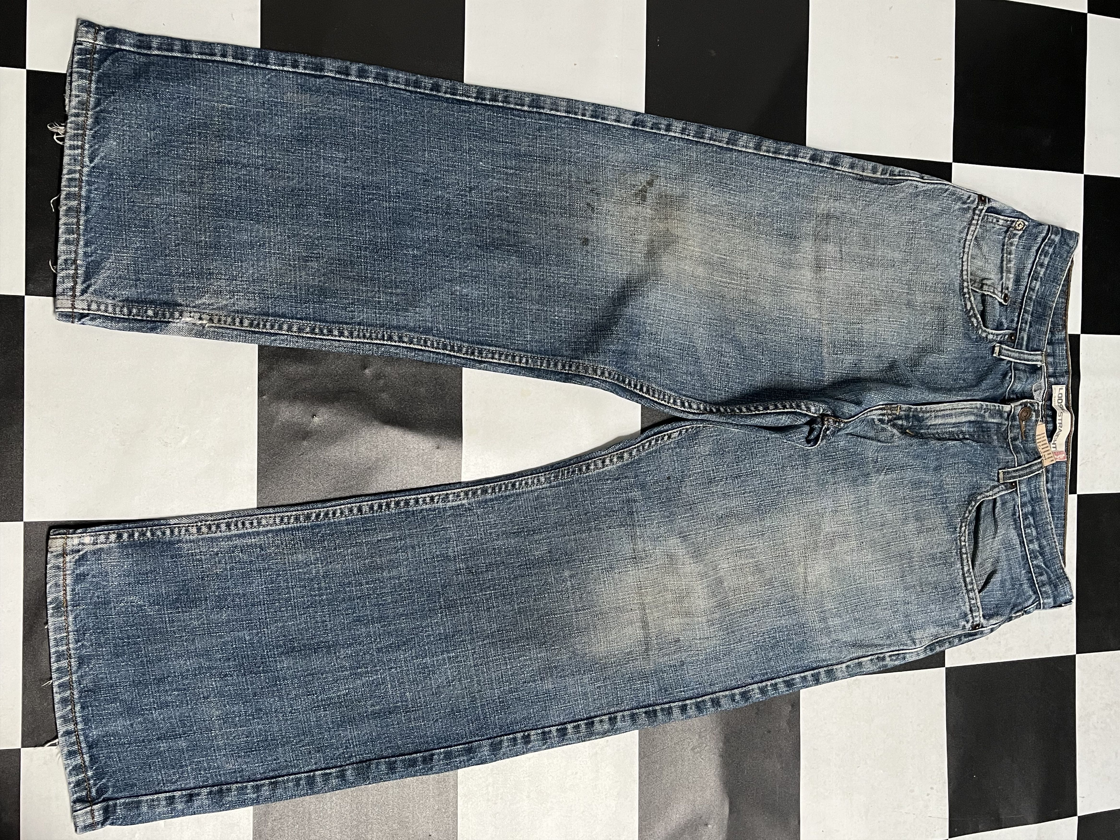 image of Levis 569 Loose Straight Fit Denim Jeans L214 in Blue, Men's (Size 33)