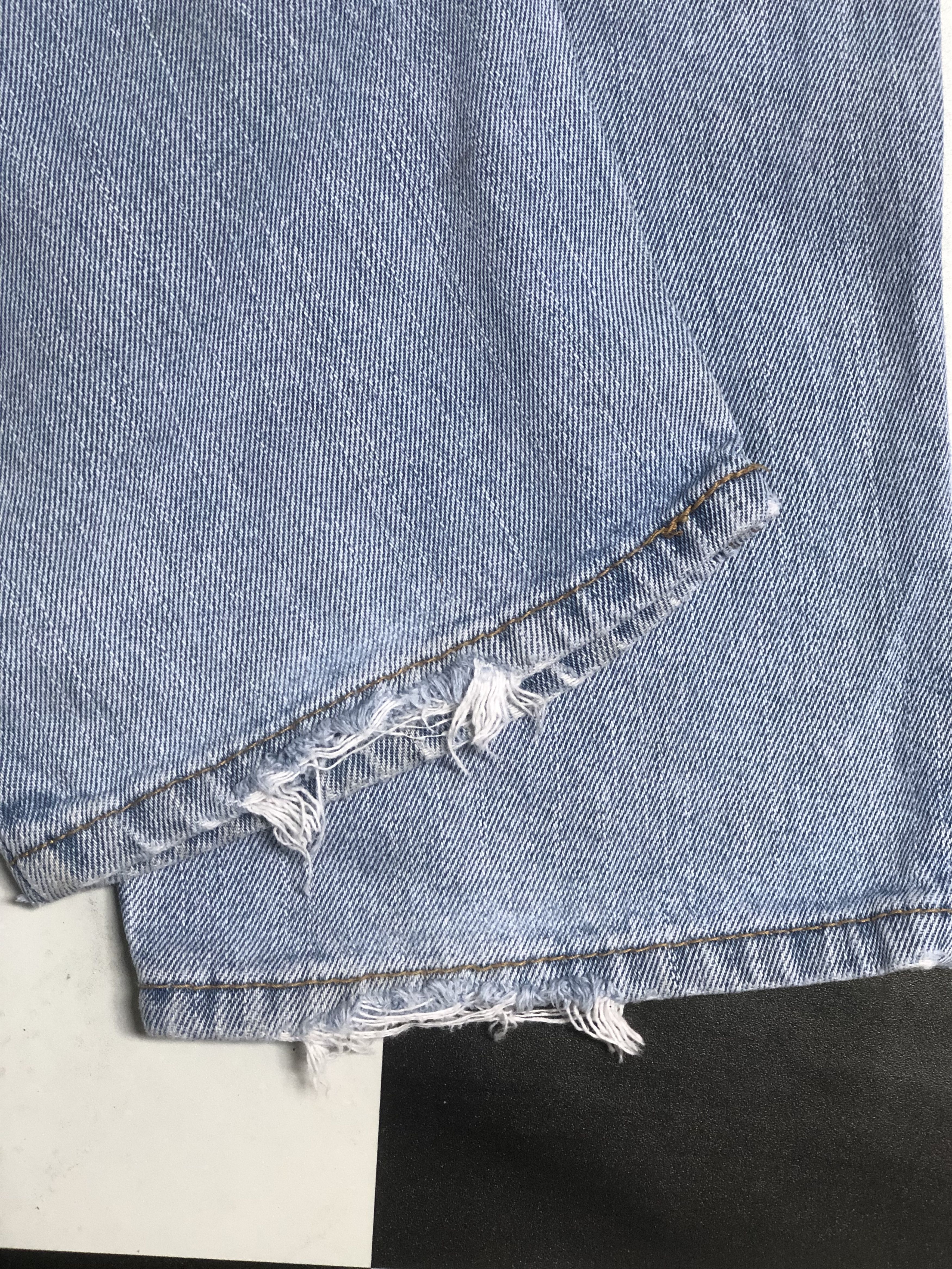 Levi's Vintage Levis 550 Light Blue Jeans L27 Size US 34 / EU 50 - 8 Thumbnail