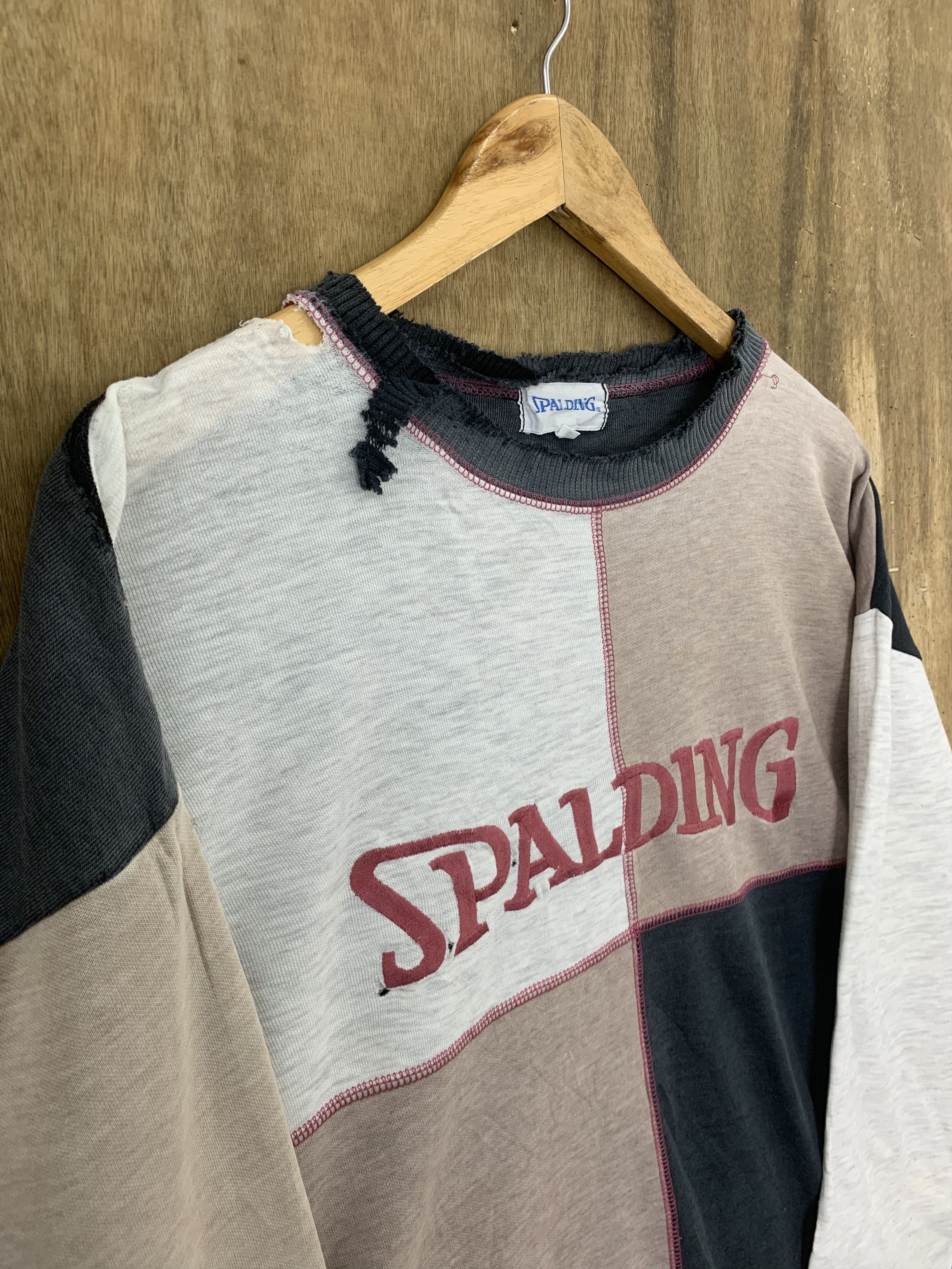 Spalding 💥VINTAGE💥Spalding Sweatshirts Colour Box Embrioded Rare Size US L / EU 52-54 / 3 - 4 Thumbnail
