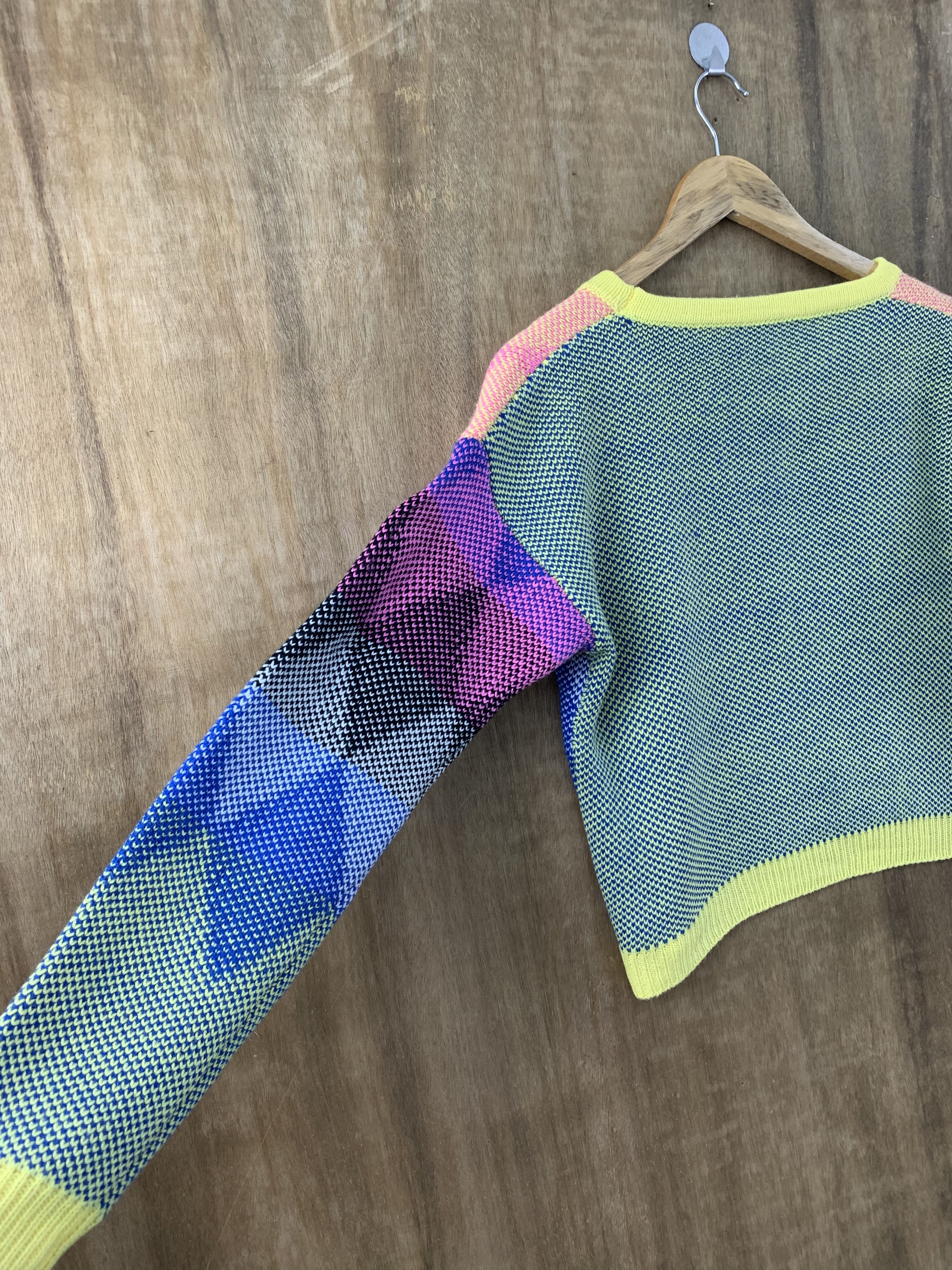 Japanese Brand CROP TOPS RAINBOW COLOUR DIAMOND STREETWEAR Size S / US 4 / IT 40 - 9 Thumbnail