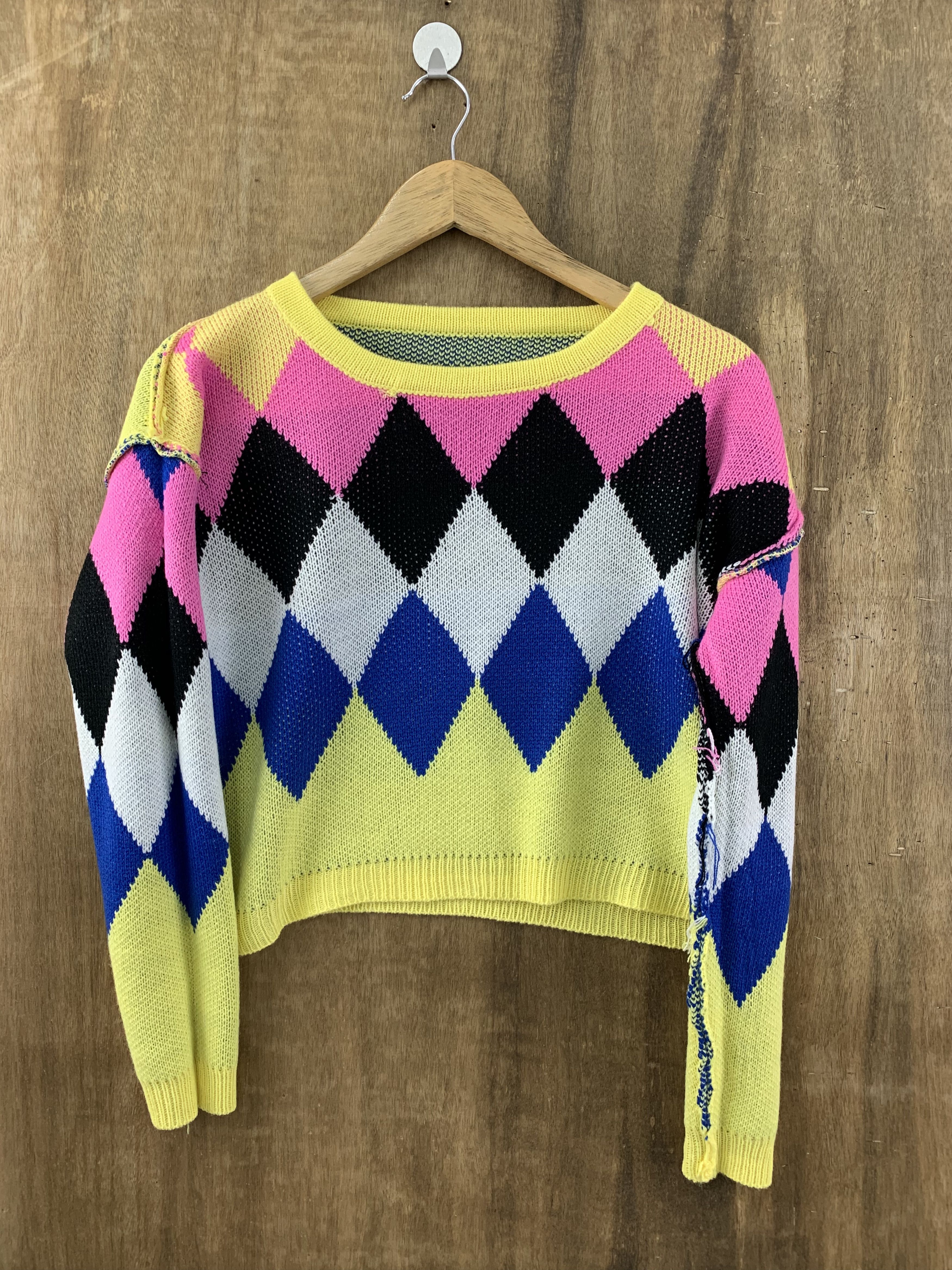 Japanese Brand CROP TOPS RAINBOW COLOUR DIAMOND STREETWEAR Size S / US 4 / IT 40 - 11 Thumbnail