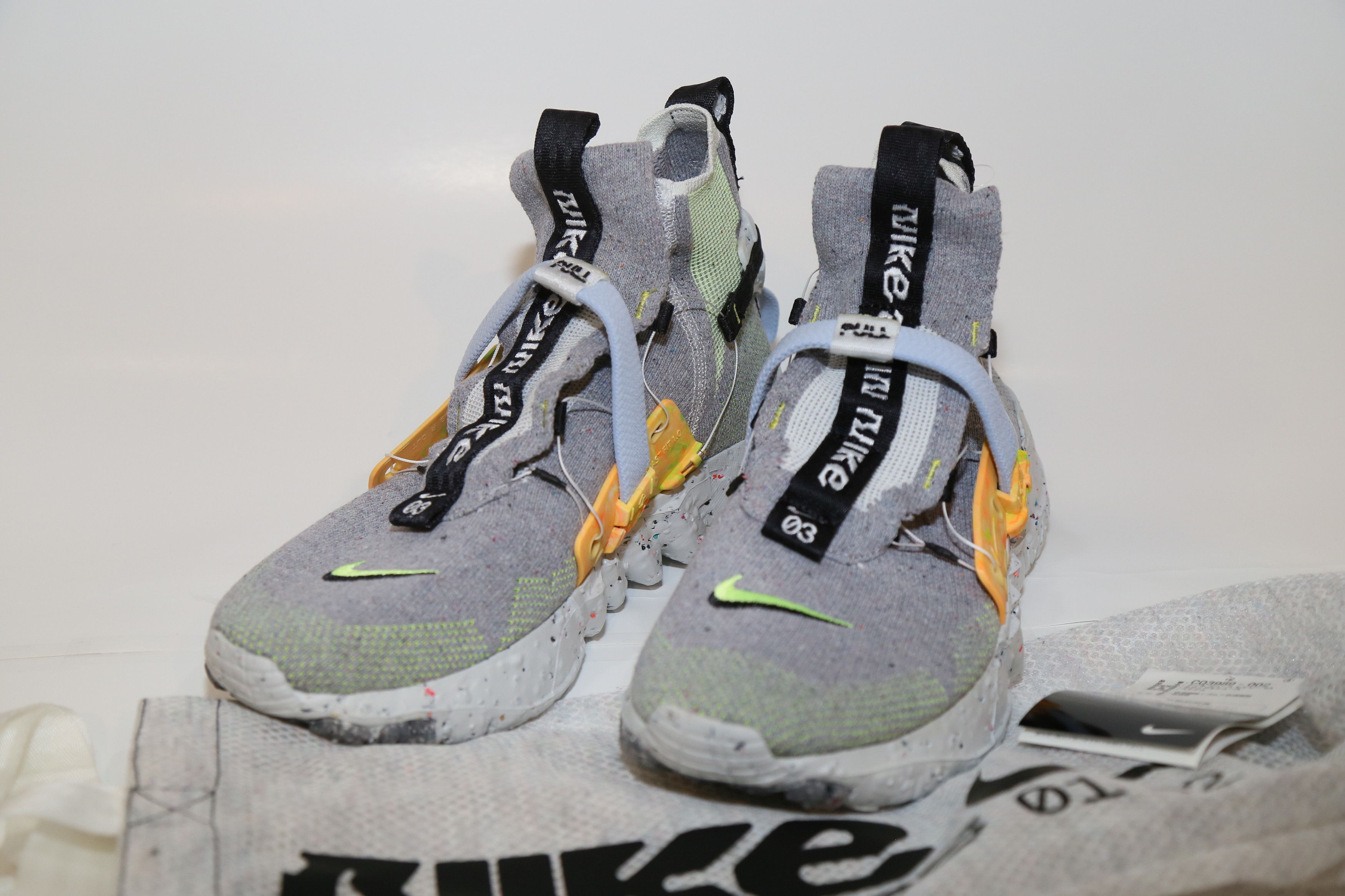 Nike Space Hippie 03 Grey Volt Size US 8.5 / EU 41-42 - 1 Thumbnail