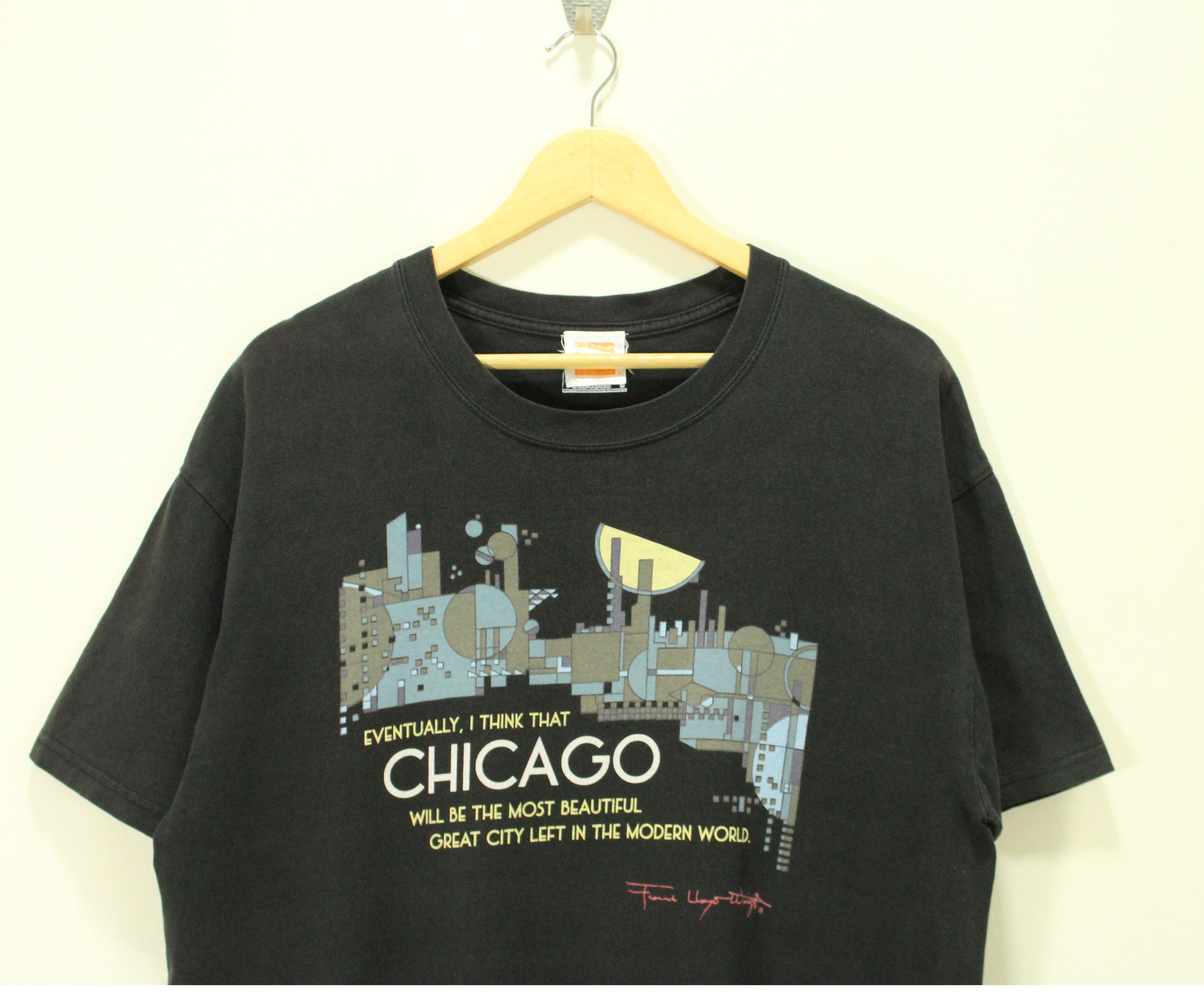 Vintage Frank Lloyd Wright T Shirt Chicago Geometrical Design Size US L / EU 52-54 / 3 - 1 Thumbnail