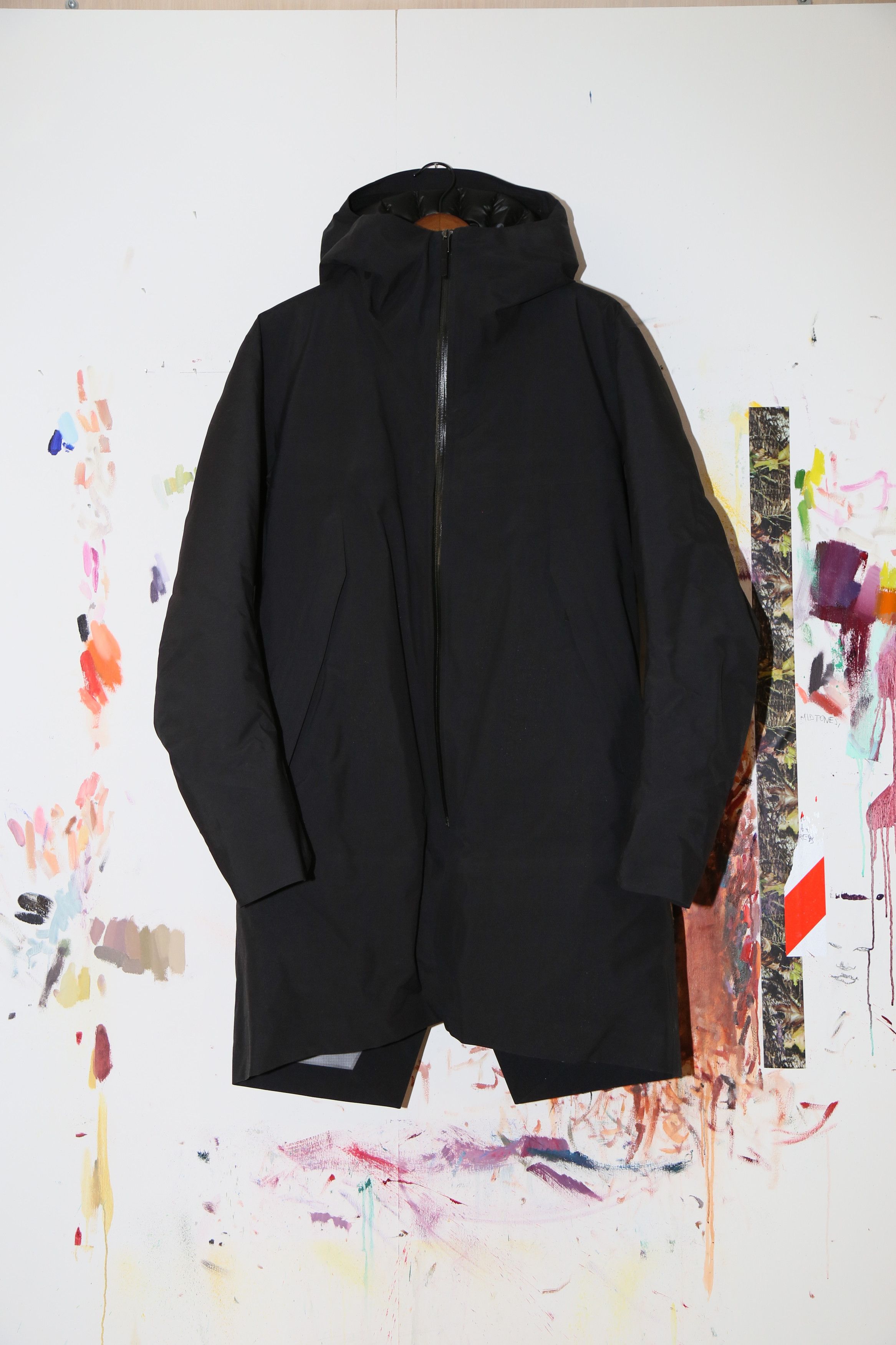 image of Arcteryx Veilance 2019 Monitor Down in Black, Men's (Size Medium)
