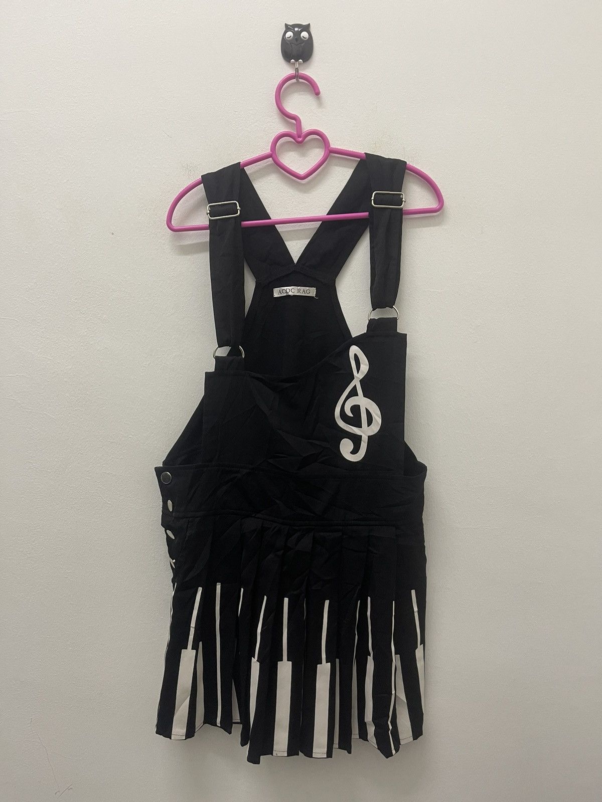 image of Acdc Rag Black & White Music Notes Piano Style in Black/White, Women's (Size Large)