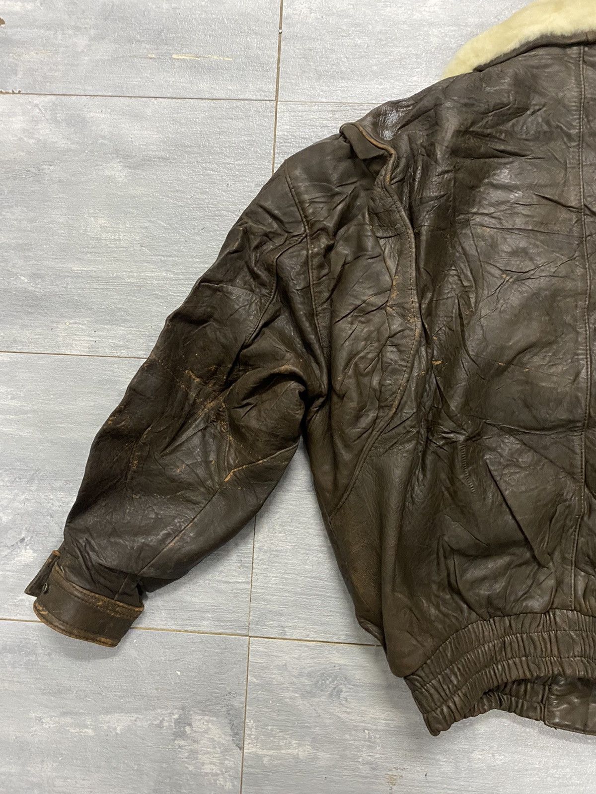 Vintage 🔥Vintage🔥 90’s A-2 Bomber Leather Jacket Size US L / EU 52-54 / 3 - 14 Thumbnail
