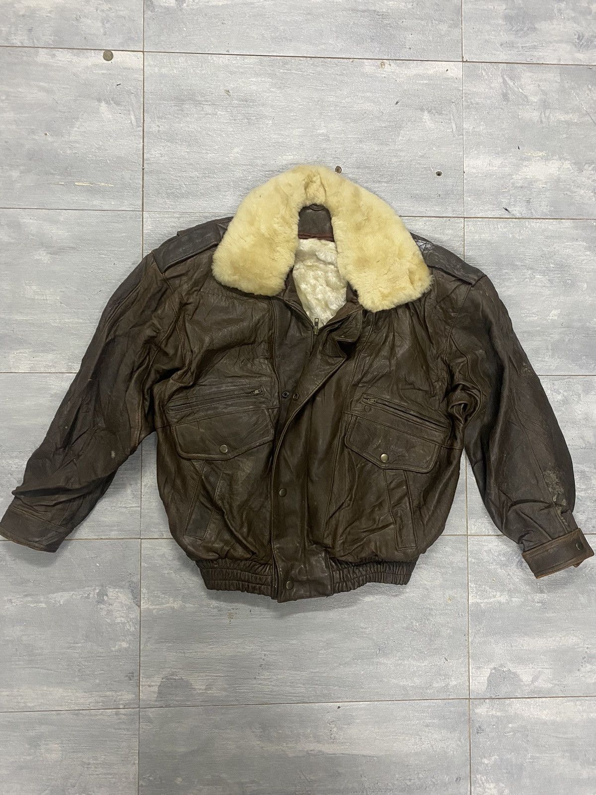 Vintage 🔥Vintage🔥 90’s A-2 Bomber Leather Jacket Size US L / EU 52-54 / 3 - 2 Thumbnail