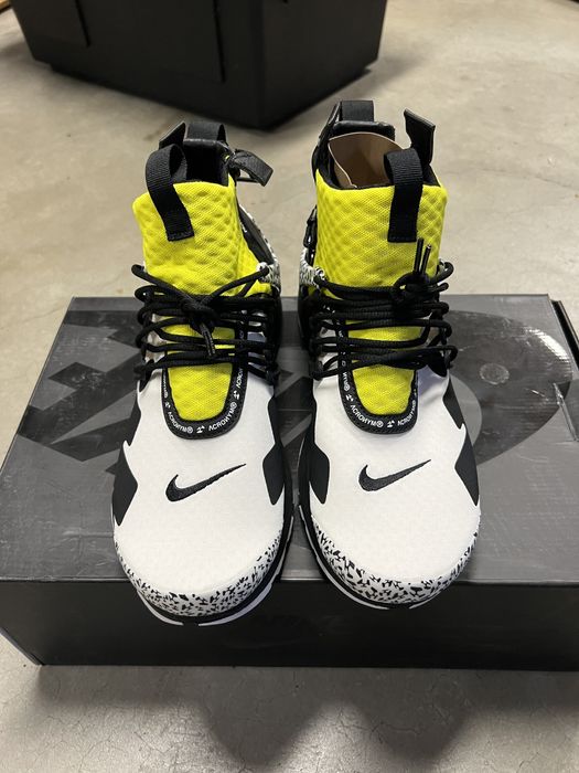 nike air presto dynamic yellow