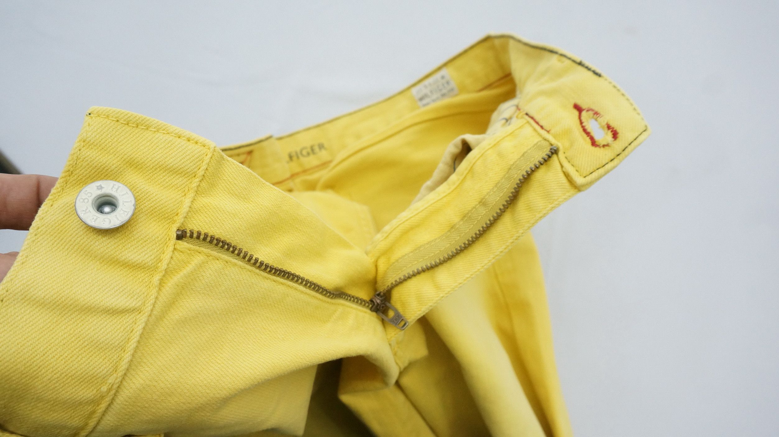 Tommy Hilfiger TOMMY HILFIGER Hudson Fit Pants Size US 32 / EU 48 - 19 Thumbnail