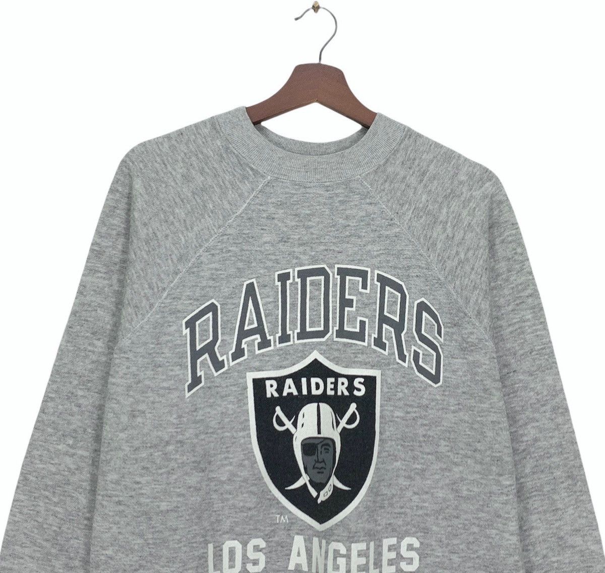 NFL Rare! 1980s Vintage NFL Raiders Los Angeles American Footbal Size US M / EU 48-50 / 2 - 1 Thumbnail