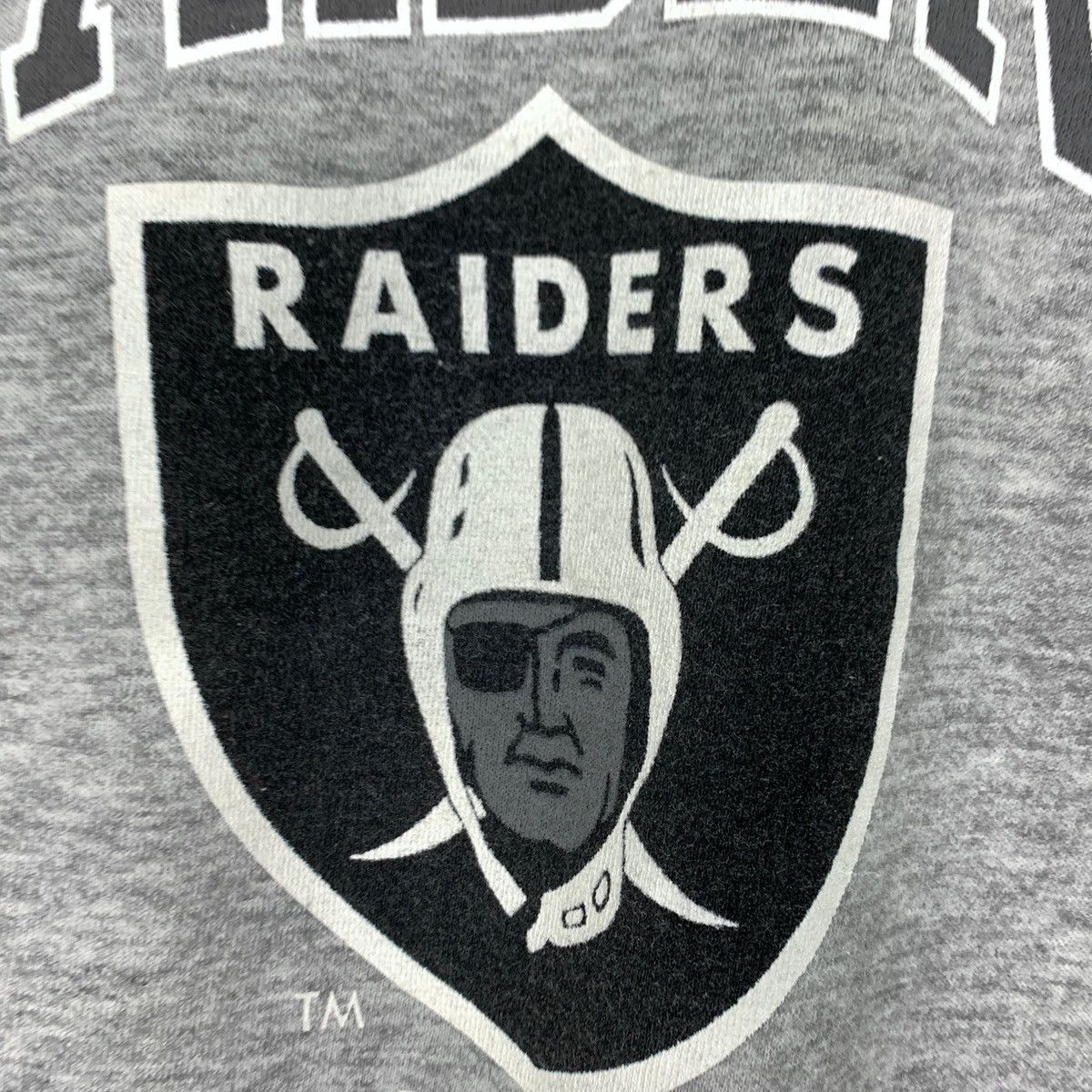 NFL Rare! 1980s Vintage NFL Raiders Los Angeles American Footbal Size US M / EU 48-50 / 2 - 6 Thumbnail