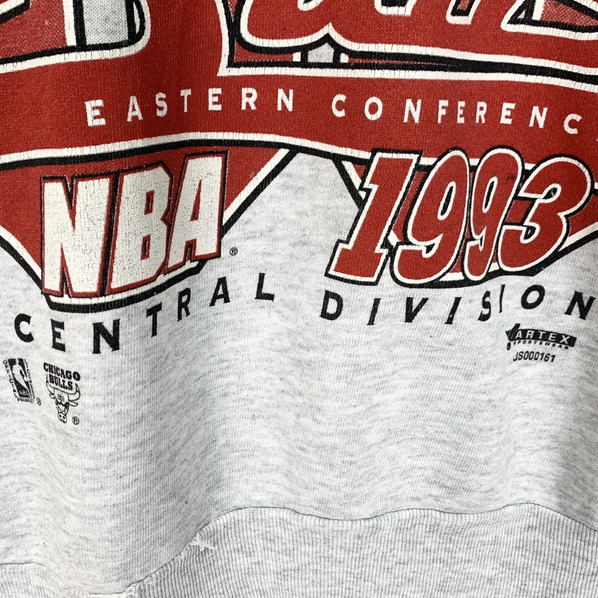 NBA Rare! Vintage 1993 World Champs Chicago Bulls Basketbal Size US M / EU 48-50 / 2 - 7 Thumbnail