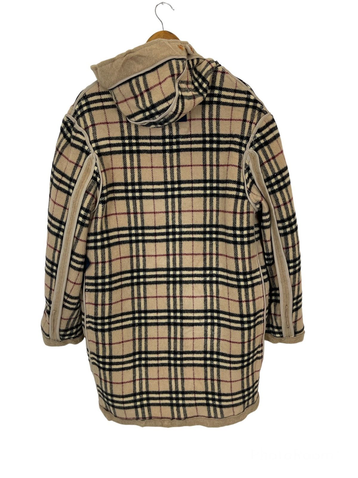 Burberry VINTAGE ICONIC BURBERRY LONDON CHECK DUFFLE COATING Size US M / EU 48-50 / 2 - 3 Thumbnail