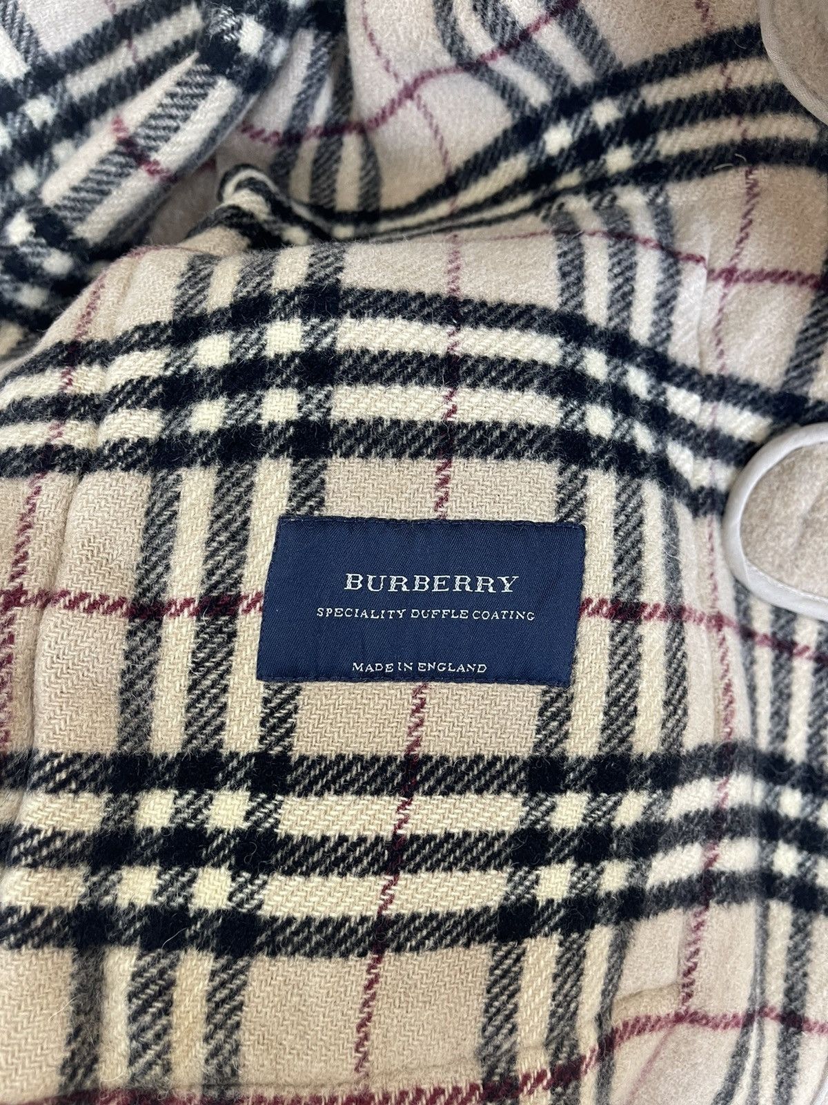 Burberry VINTAGE ICONIC BURBERRY LONDON CHECK DUFFLE COATING Size US M / EU 48-50 / 2 - 7 Thumbnail
