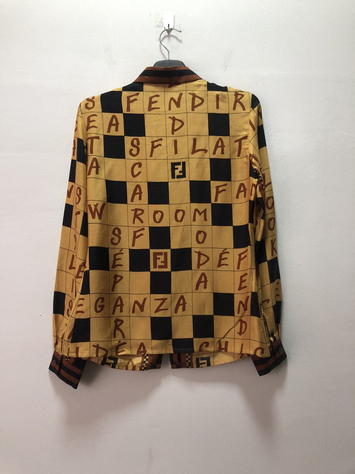 Fendi Vintage Fendi Silk Shirt Blouse Italy Made Size S / US 4 / IT 40 - 2 Thumbnail