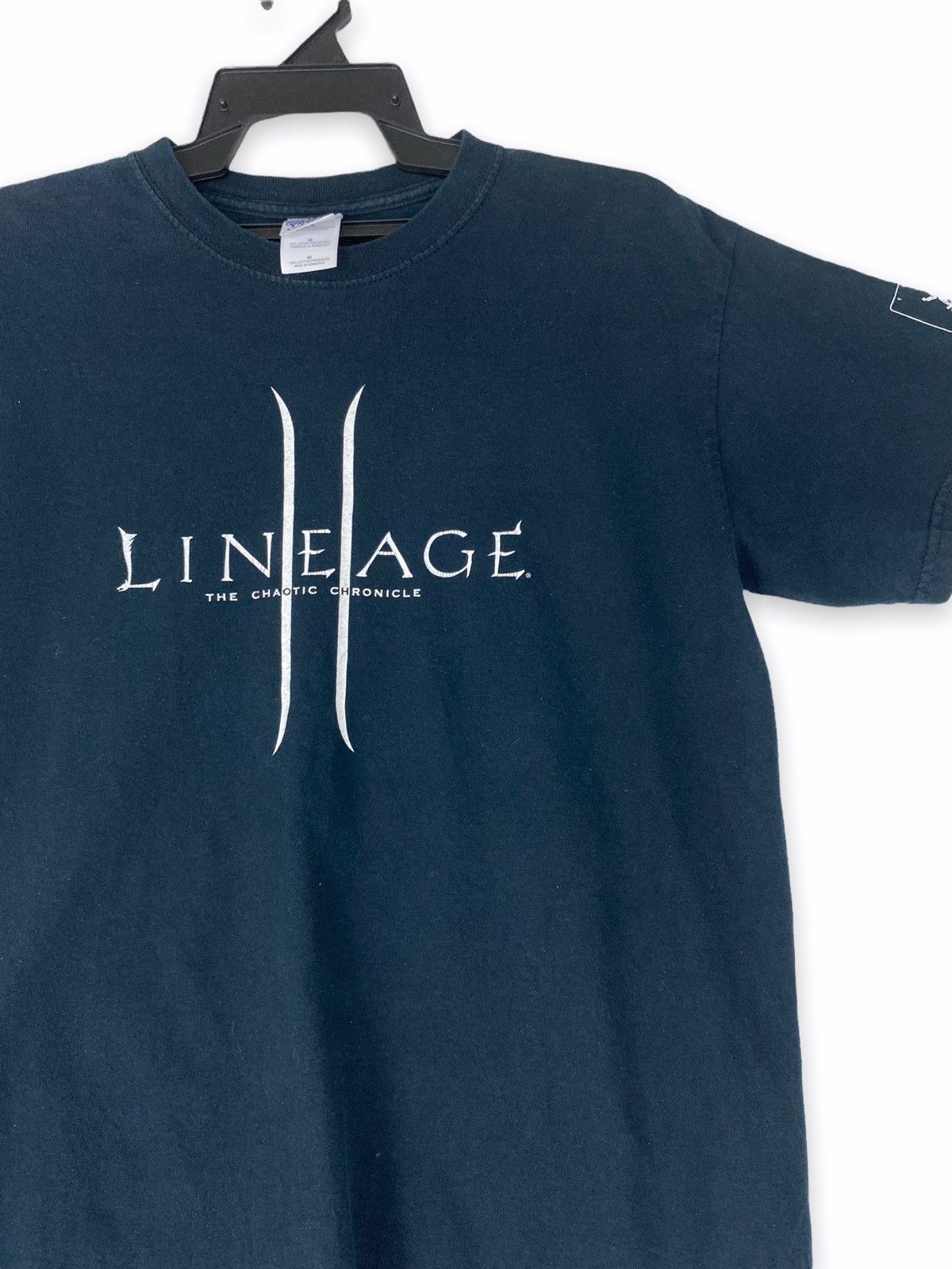 Vintage Vintage Lineage 2 Chronicle 3 Rise of darkness Size US M / EU 48-50 / 2 - 4 Thumbnail
