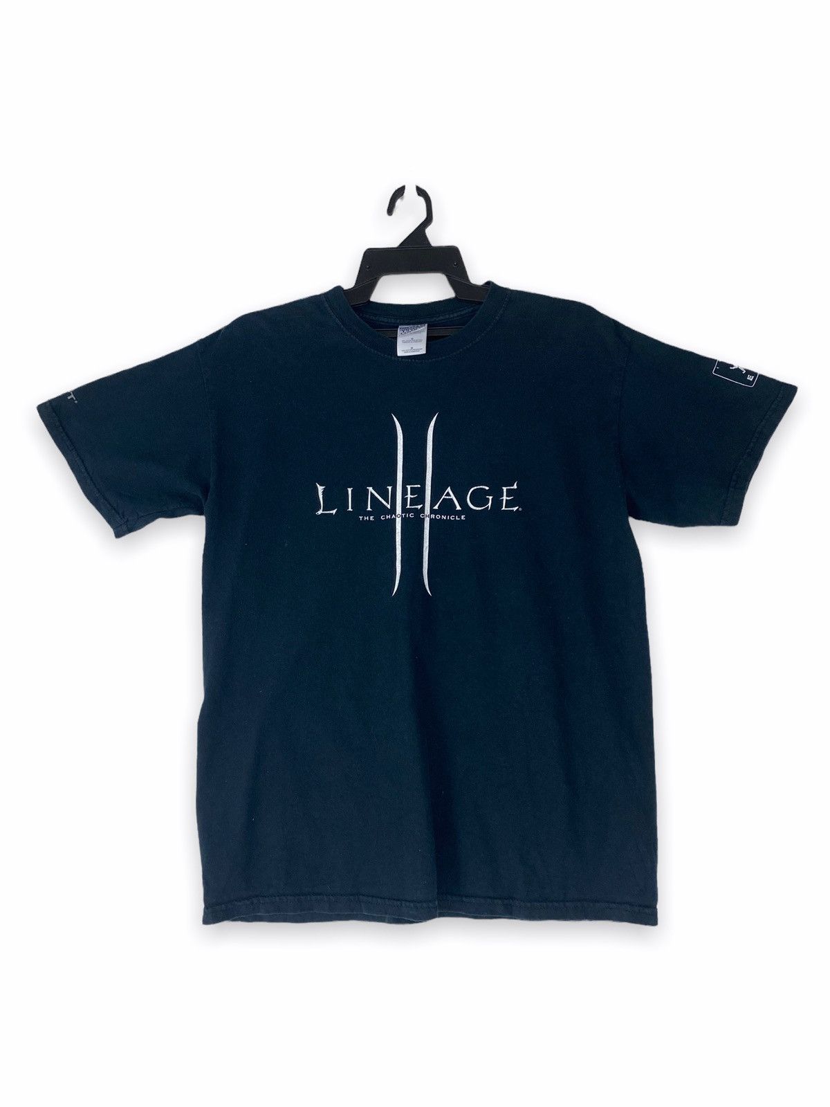 Vintage Vintage Lineage 2 Chronicle 3 Rise of darkness Size US M / EU 48-50 / 2 - 3 Thumbnail