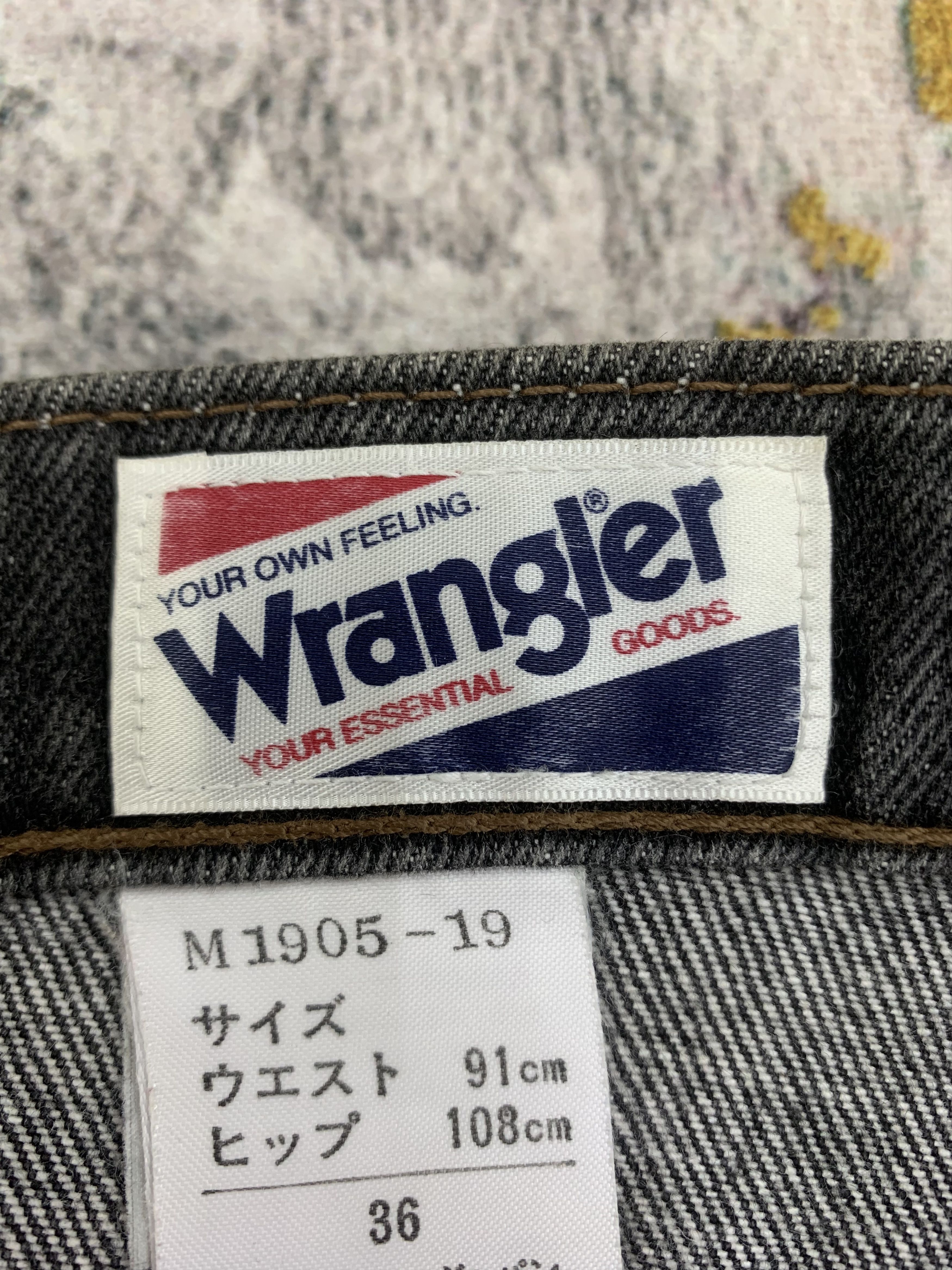 Vintage Vintage Wrangler Denim 35x28.5 Distressed Size US 35 - 5 Thumbnail