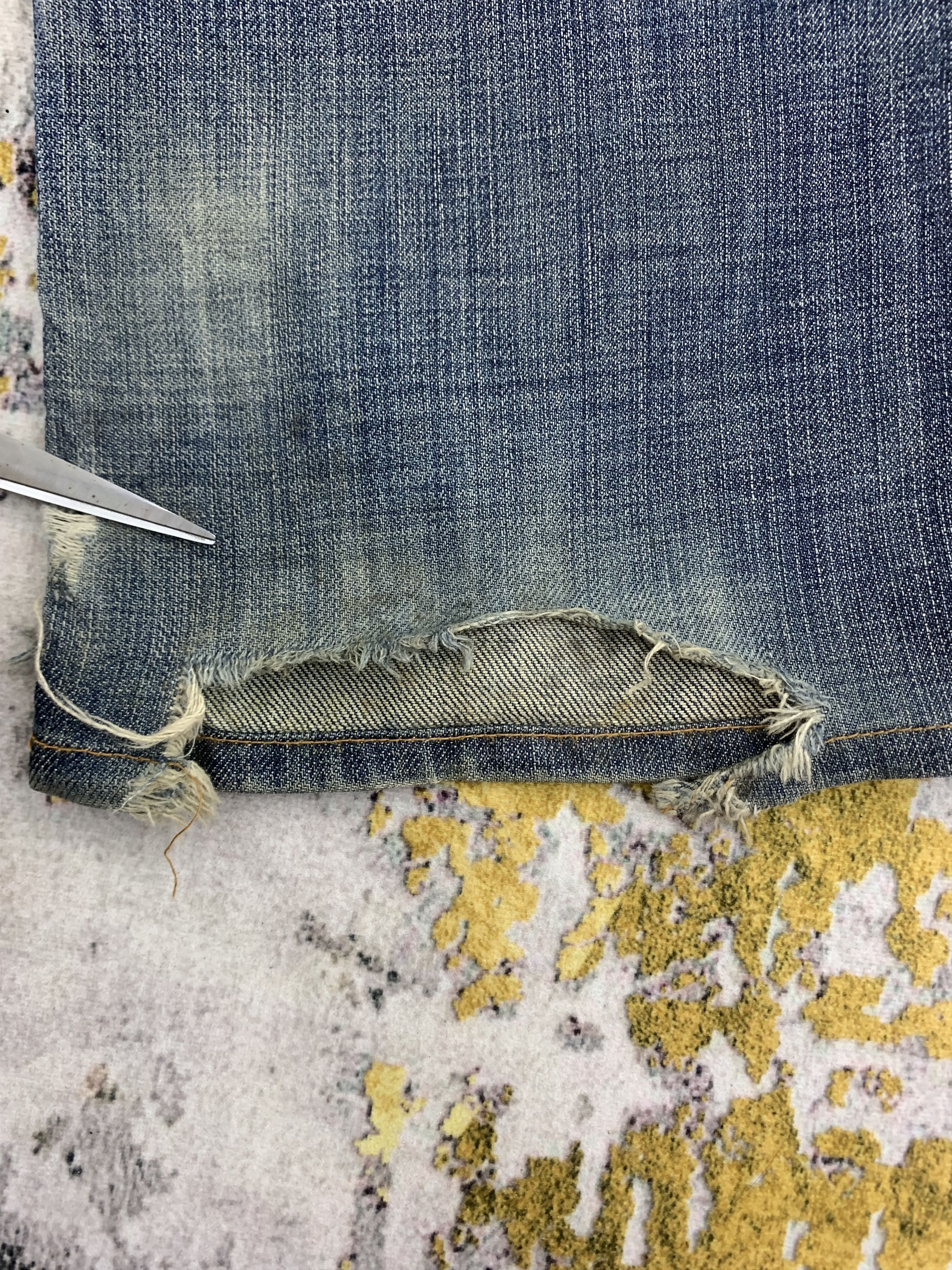 Earnest Sewn Vintage Earnest Sewn Denim 31x30 Distressed Dirty Ripped Size US 31 - 13 Thumbnail