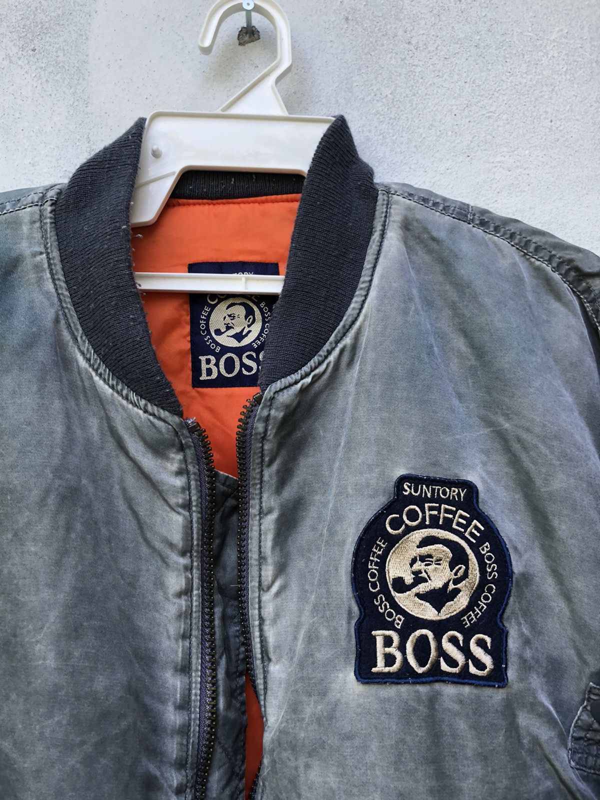 Japanese Brand 💥 vintage suntory boss coffee sunfaded ma-1 jacket Size US XL / EU 56 / 4 - 2 Thumbnail