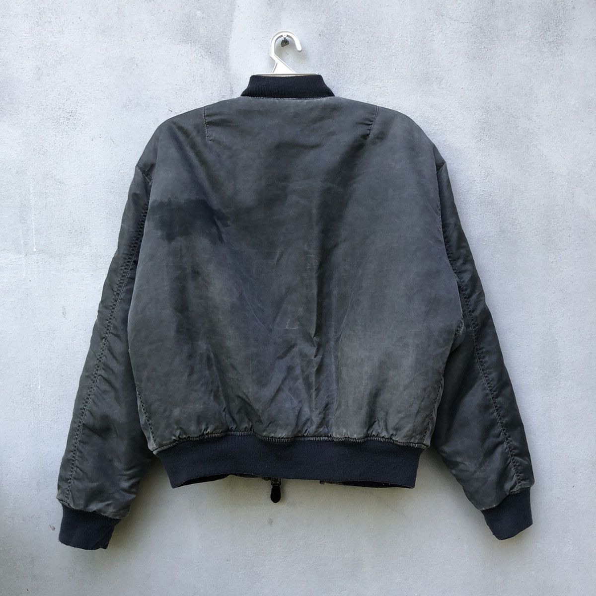 Japanese Brand 💥 vintage suntory boss coffee sunfaded ma-1 jacket Size US XL / EU 56 / 4 - 10 Thumbnail