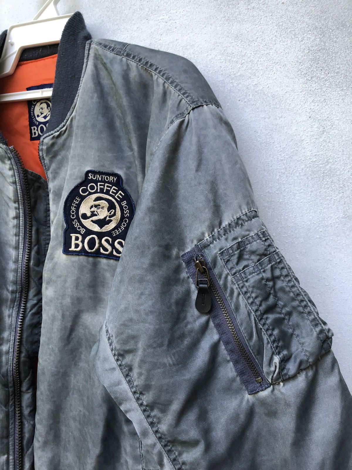 Japanese Brand 💥 vintage suntory boss coffee sunfaded ma-1 jacket Size US XL / EU 56 / 4 - 5 Thumbnail