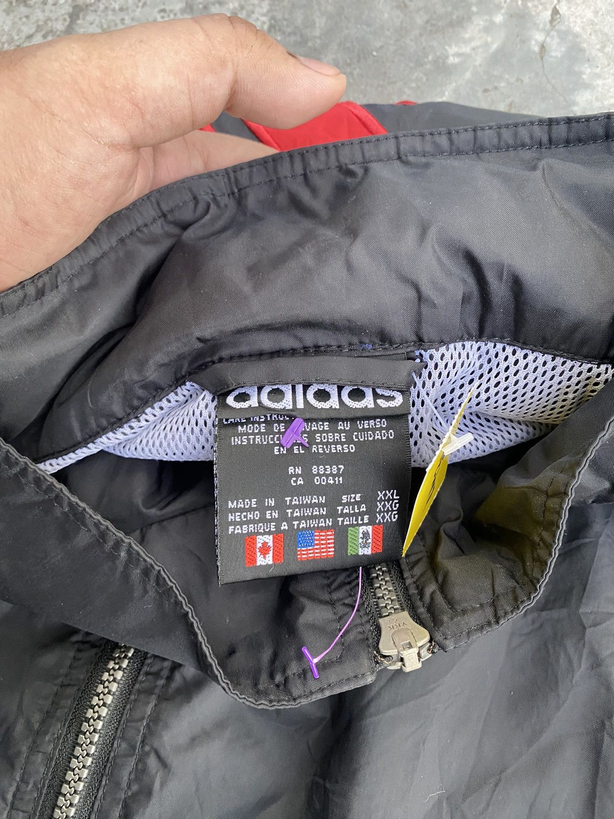 Vintage Adidas Vintage Windbreaker Size US XXL / EU 58 / 5 - 4 Thumbnail