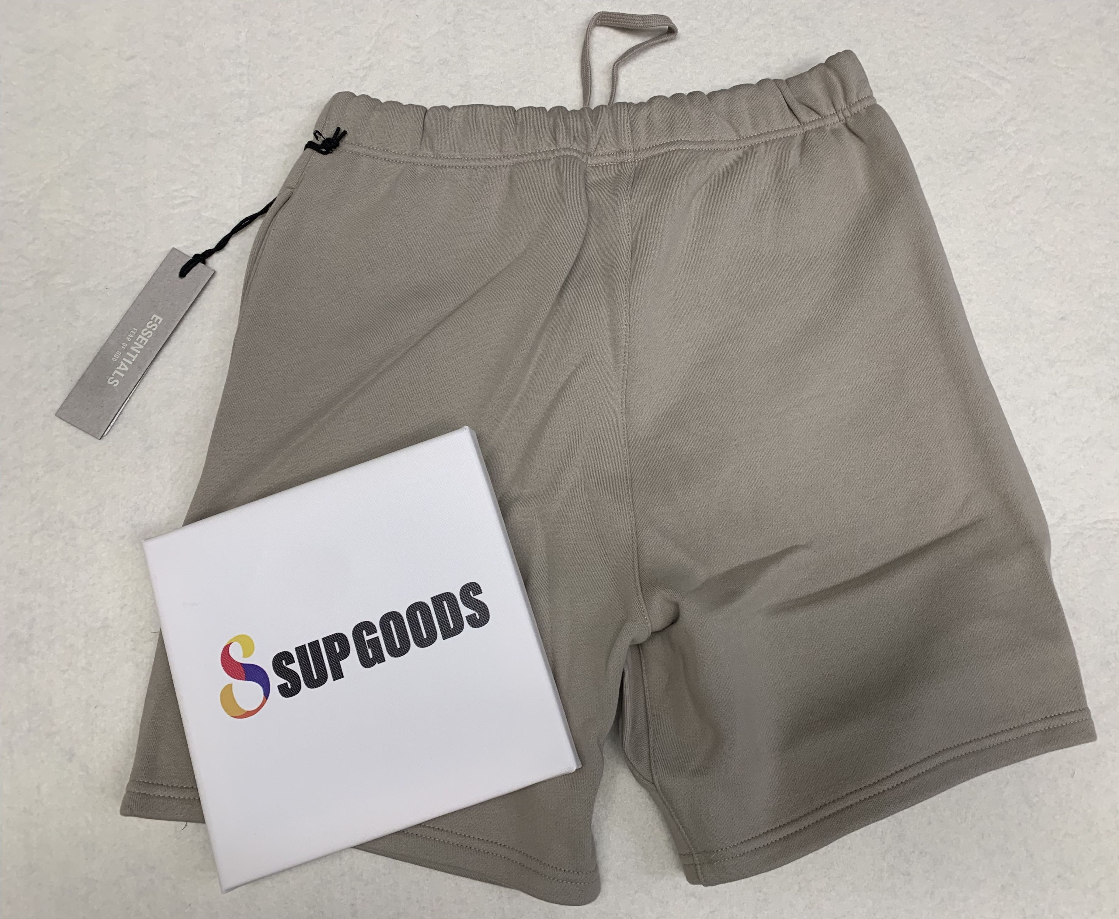 Fear of God Fear of God ESSENTIALS Tan Sweat Shorts Sz (XS) Size US 30 / EU 46 - 3 Thumbnail