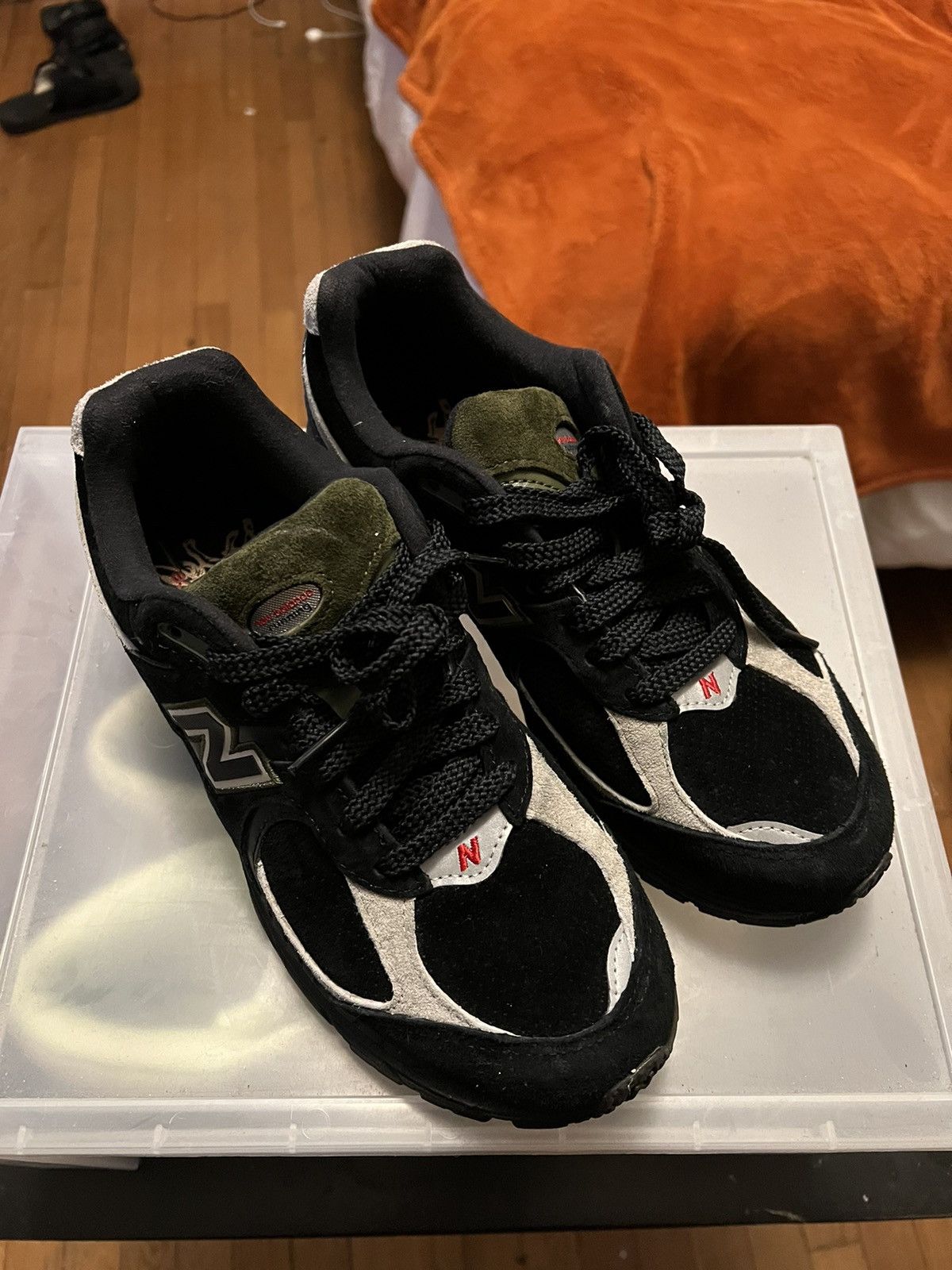 image of New Balance 2002R ‘Chinese New Year - Year Of The Ox’ Shoes in Black Green Grey, Men's (Size 6.5)