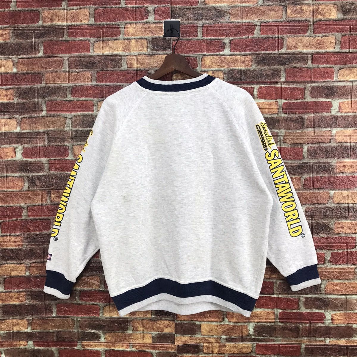 Vintage Vintage 1984 Santaworld sweden crewneck jumper sweatshirt Size US L / EU 52-54 / 3 - 7 Thumbnail