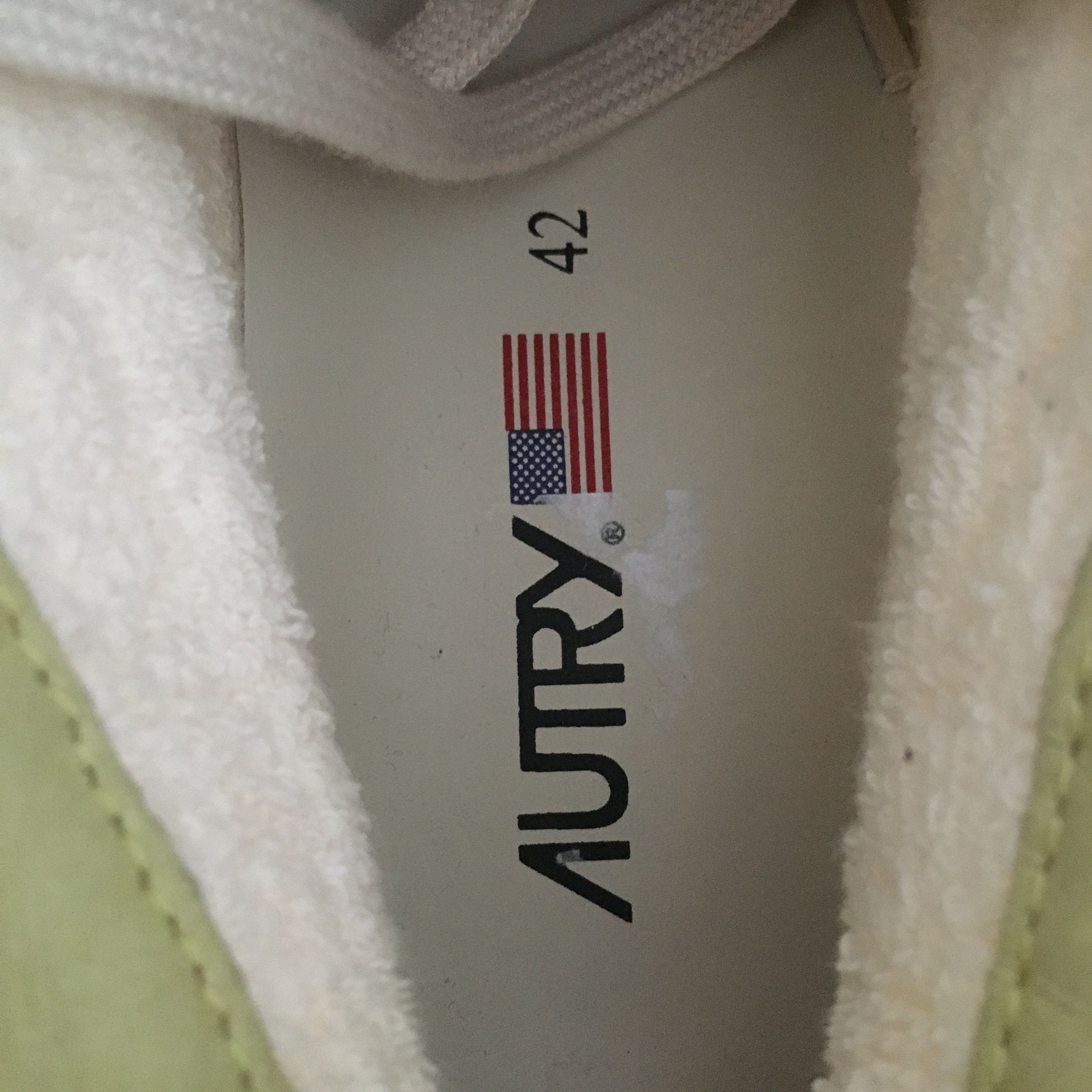 AUTRY MEDALIST MID SNEAKERS IN DENIM UNISEX Size US 9 / EU 42 - 1 Thumbnail