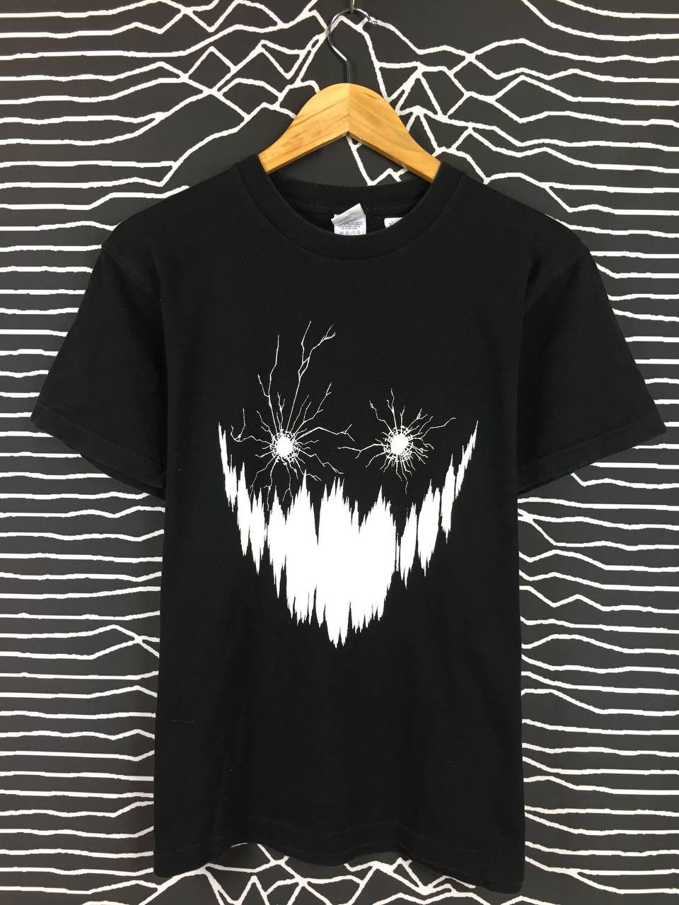 Band Tees The Azabuk-On Japanese Graphic Tee Size US M / EU 48-50 / 2 - 1 Thumbnail