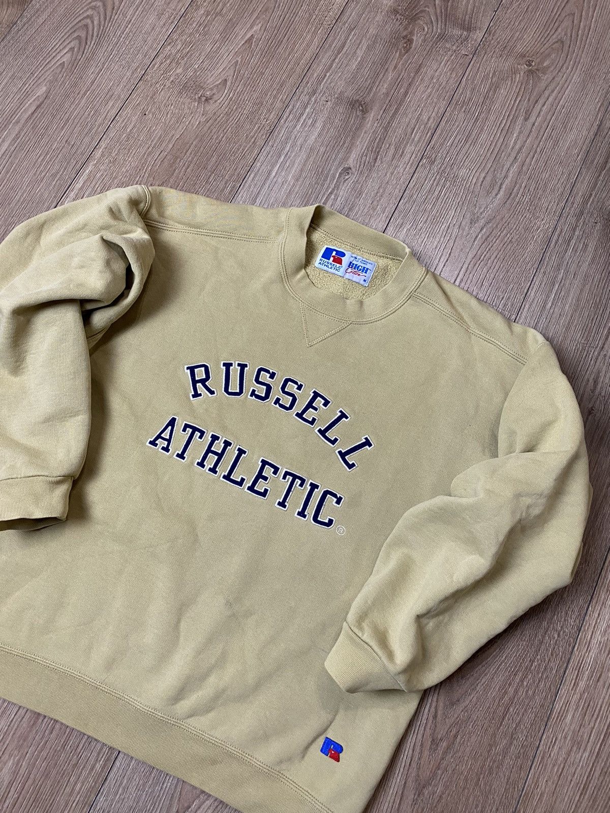 Russell Athletic × Vintage Vintage Russell Athletic Beige Colour Big Logo Size US S / EU 44-46 / 1 - 2 Thumbnail
