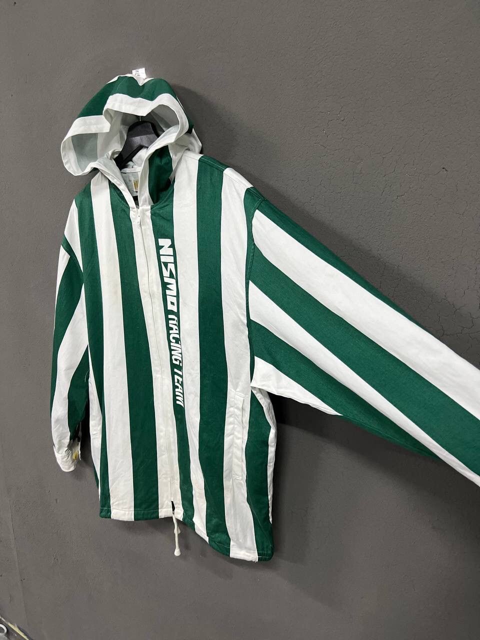 Sports Specialties VINTAGE NISMO INTERNATIONAL RACING TEAM JACKET Size US M / EU 48-50 / 2 - 10 Thumbnail