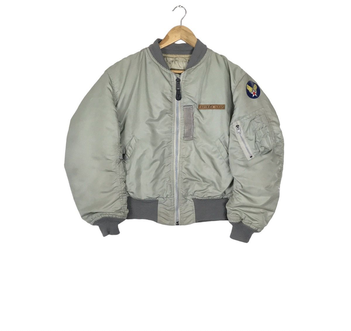 【AVIREX】TYPE - MA-1 L-28 JACKET