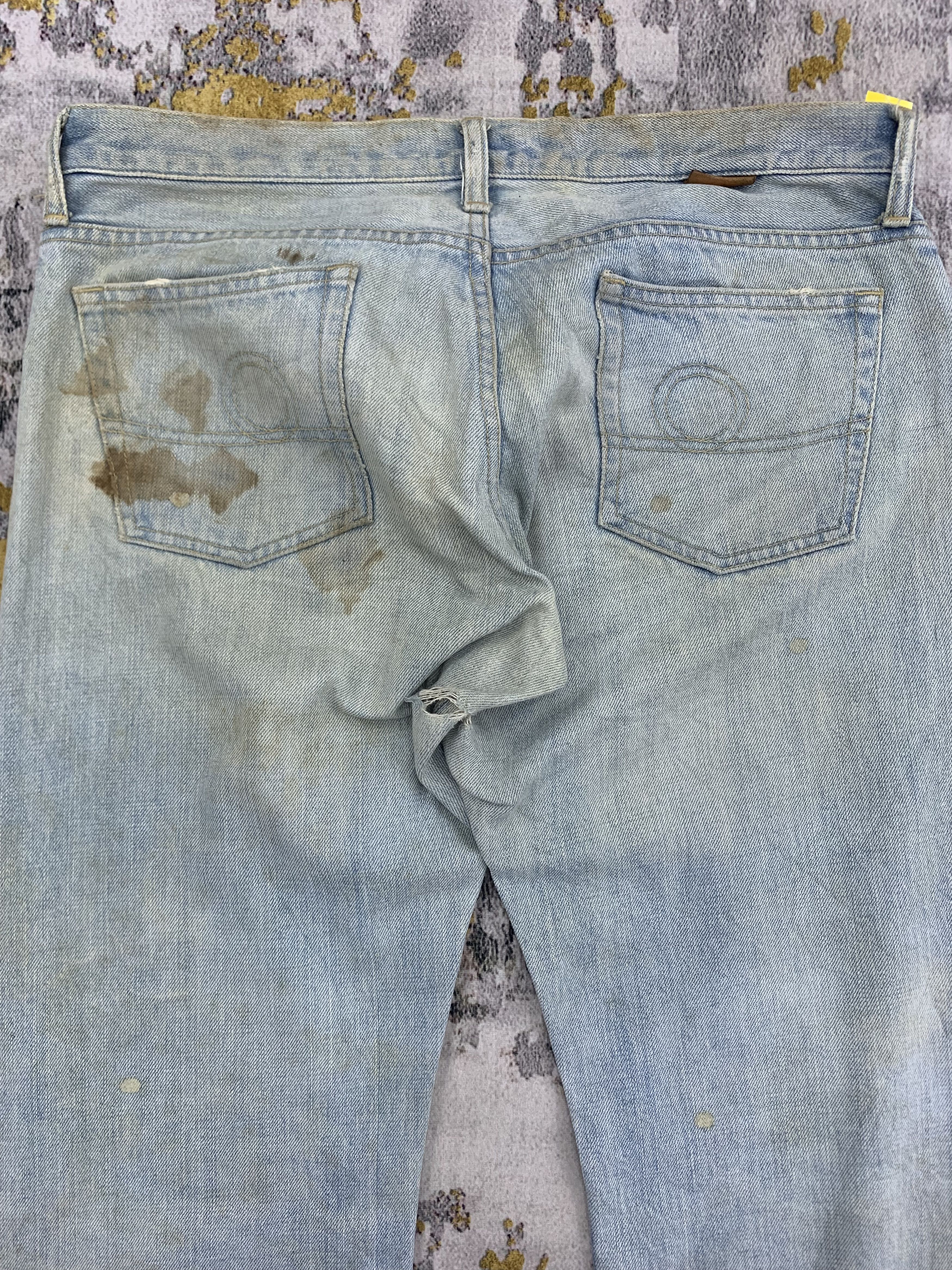 Japanese Brand Vintage Light Blue Denim Jeans 34x31 Distressed Dirty Faded Size US 34 / EU 50 - 9 Thumbnail