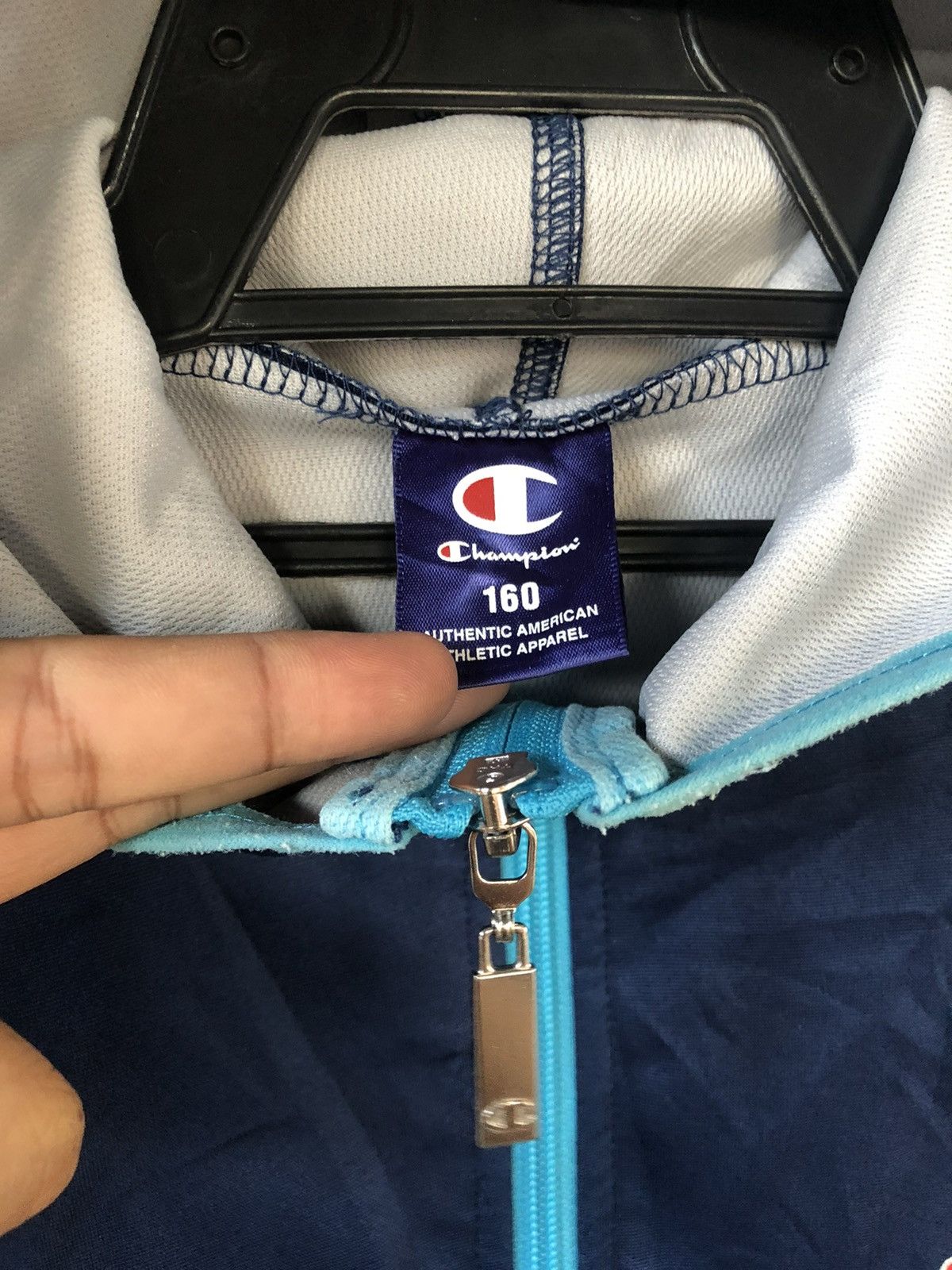 Champion Rare Vintage CHAMPION Hooded Sweater Size US S / EU 44-46 / 1 - 3 Thumbnail