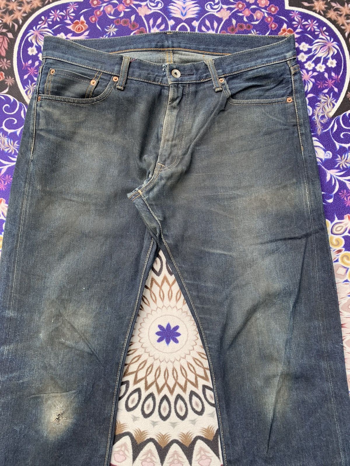 Uniqlo Uniqlo Faded Distresed Denim Size US 37 - 4 Thumbnail